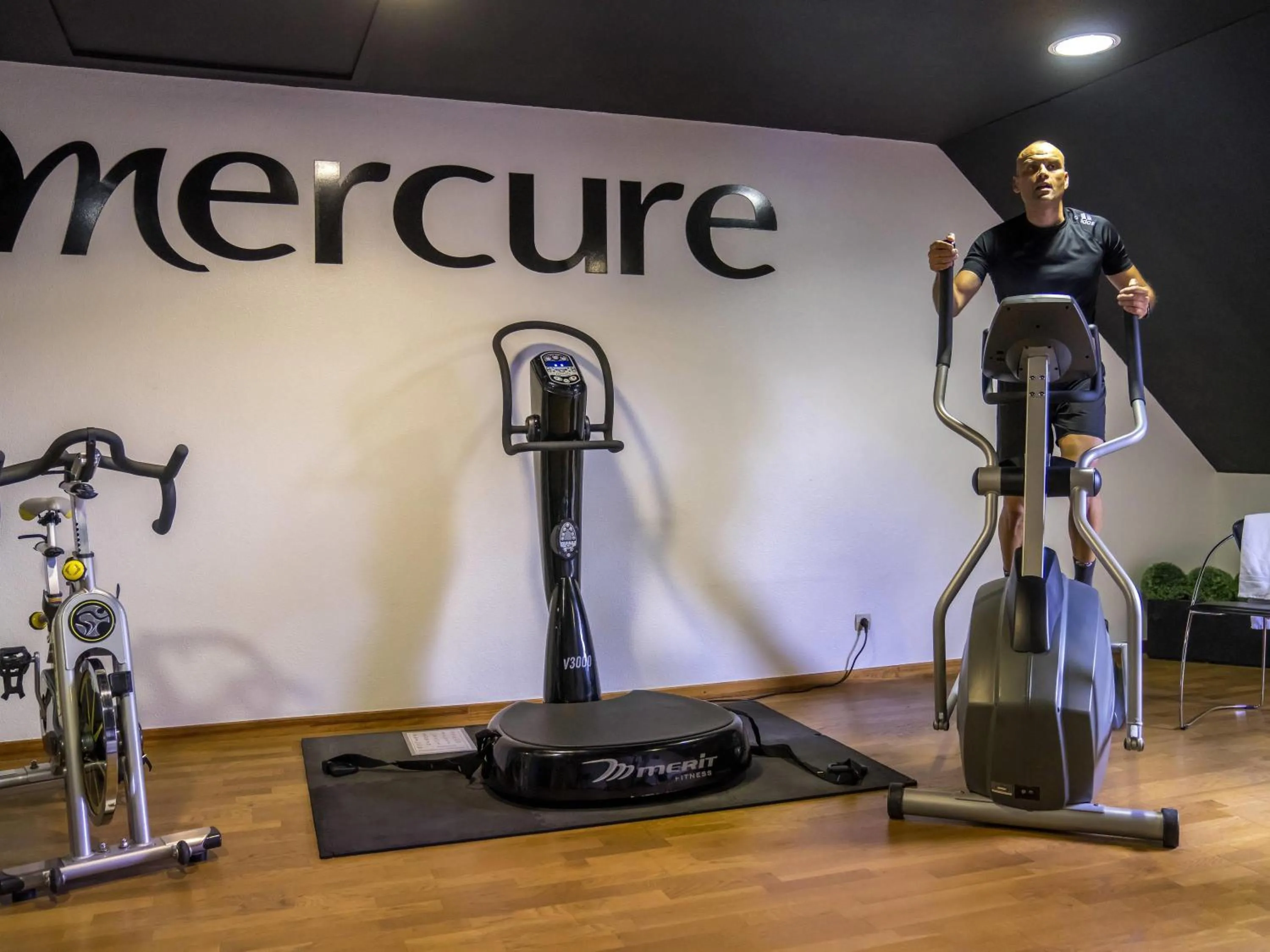 Fitness centre/facilities in Mercure Bords de Loire Saumur