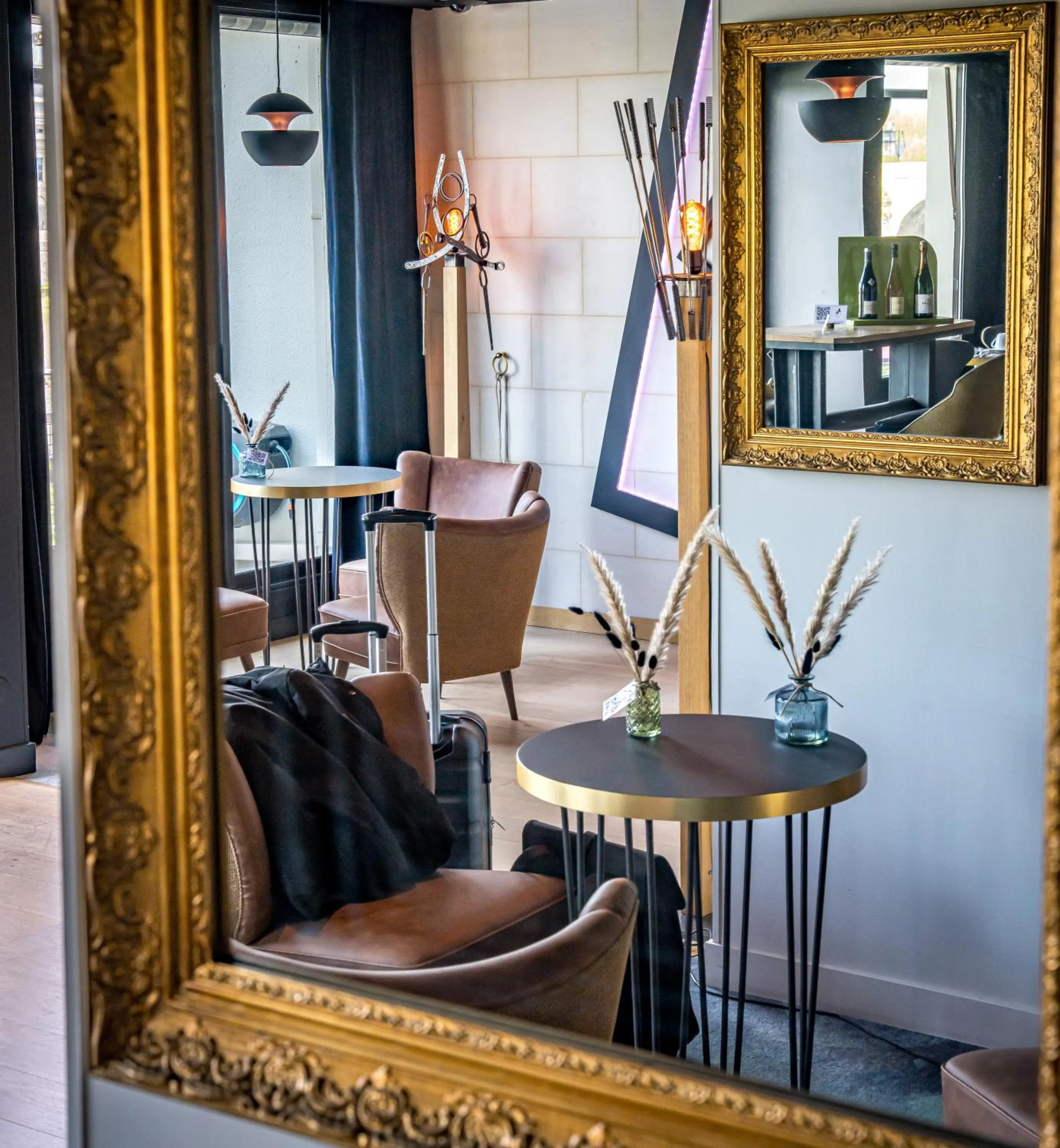 Lobby or reception in Mercure Bords de Loire Saumur