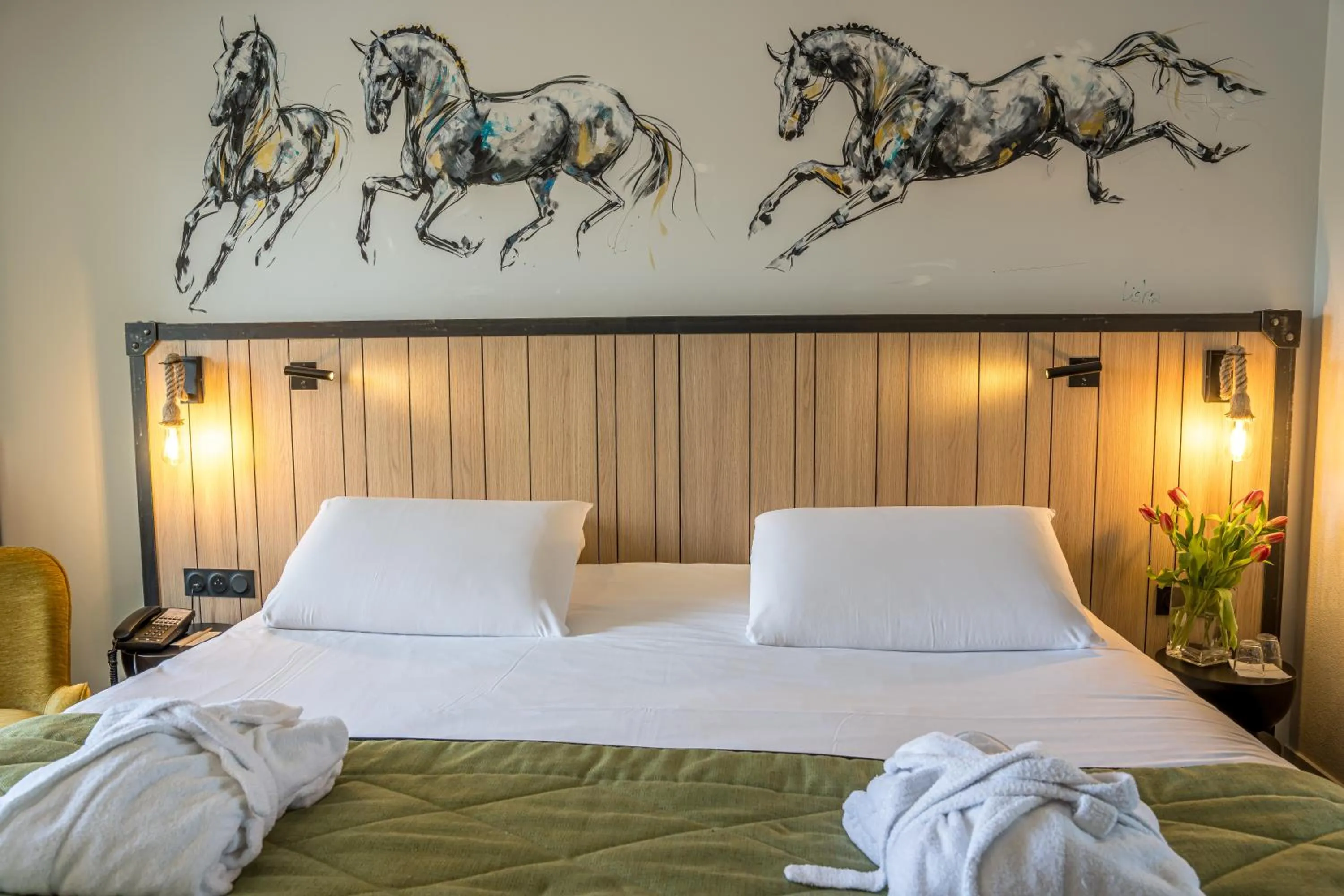 Bed in Mercure Bords de Loire Saumur