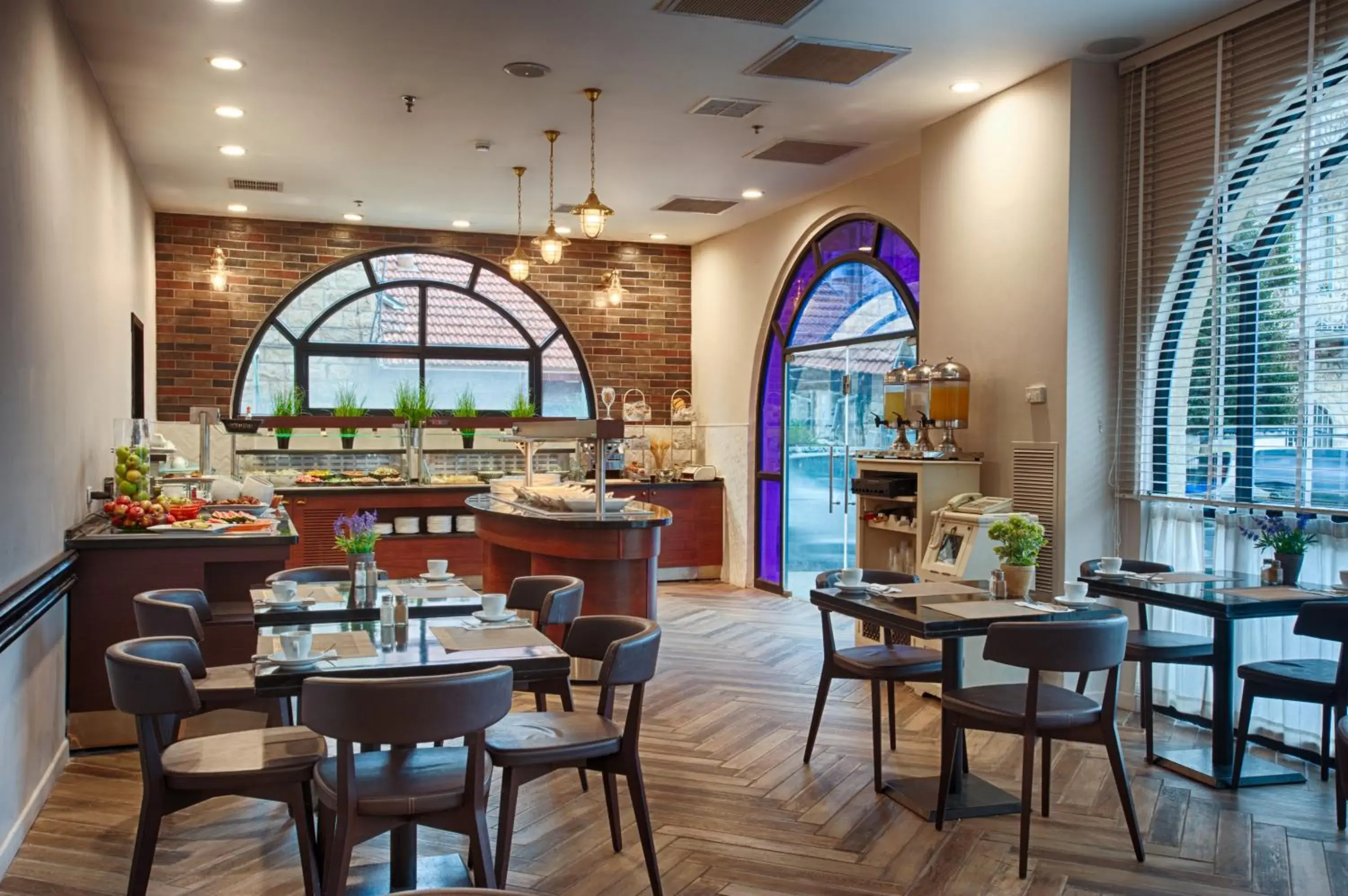 Restaurant/places to eat in Eldan Hotel Restaurant/places to eat in Eldan Hotel