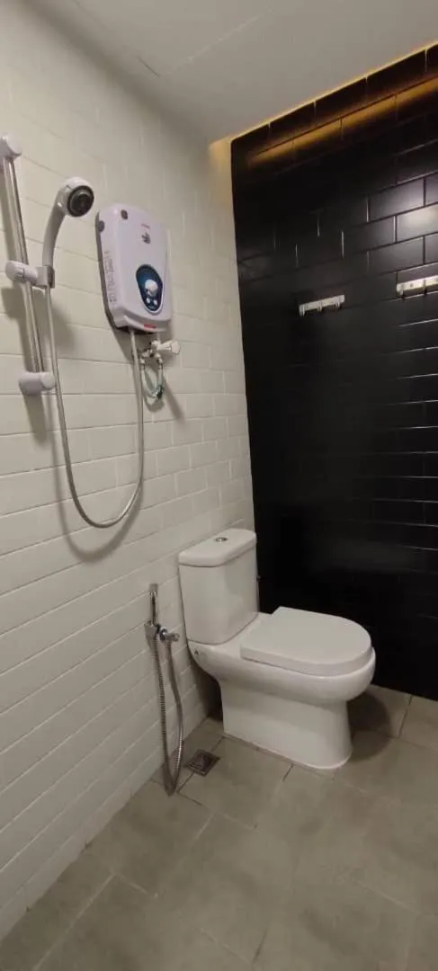 Bathroom in Cube Bed Station & Tours Sdn Bhd