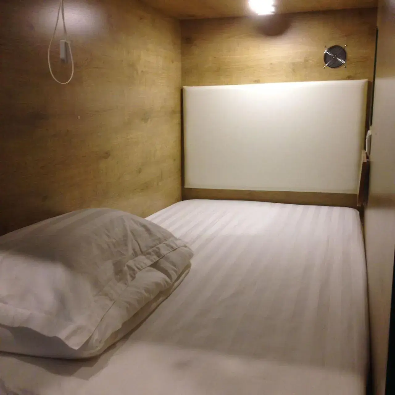 bunk bed, Bed in Cube Bed Station Hostel