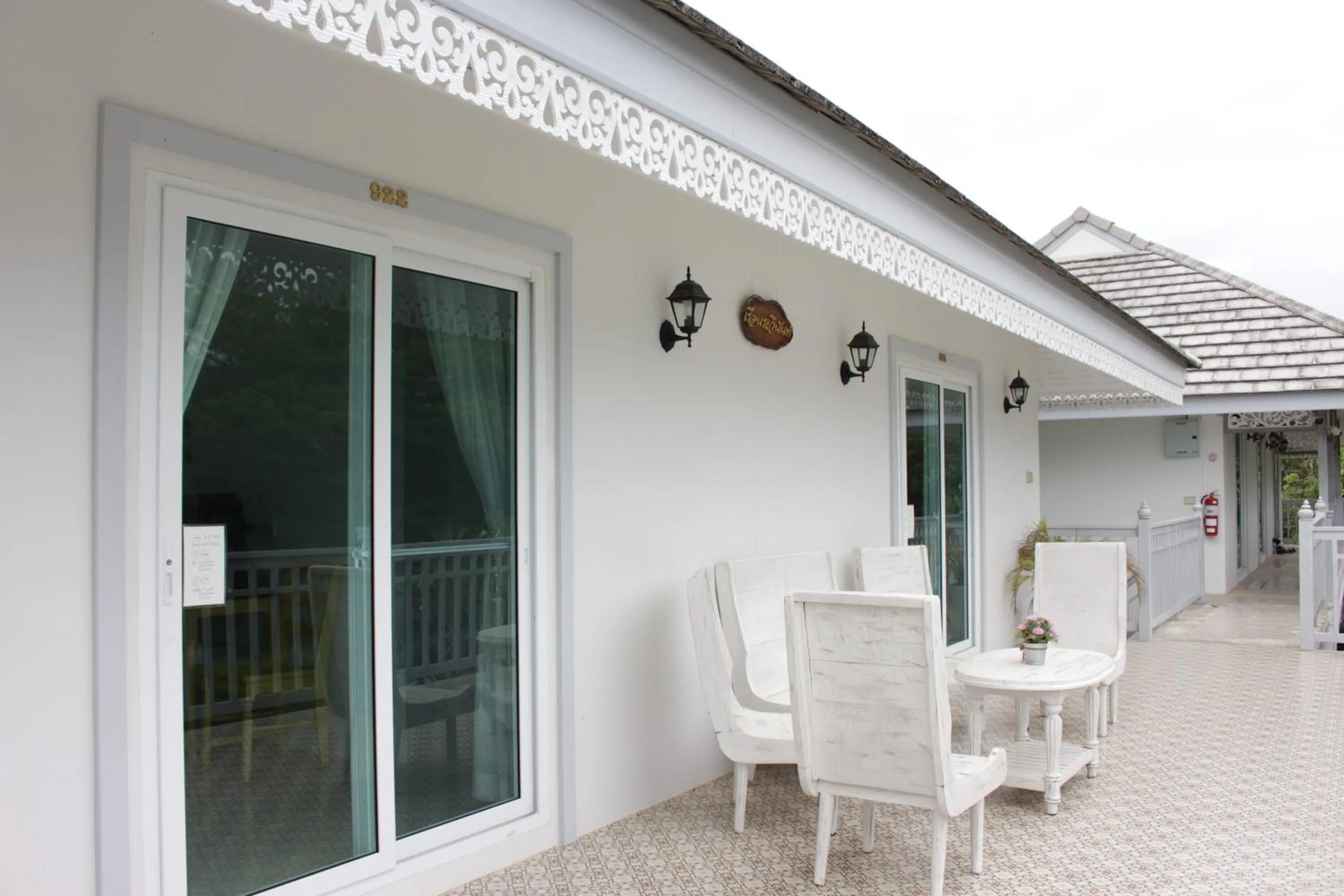 Balcony/Terrace in Moeimanee Resort