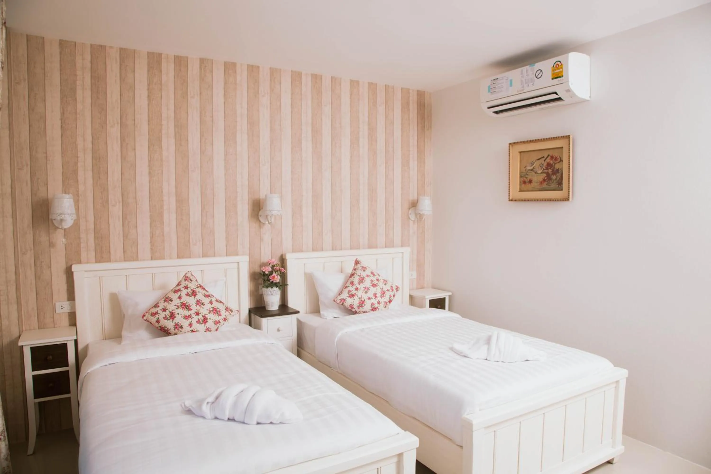 Bed in Moeimanee Resort