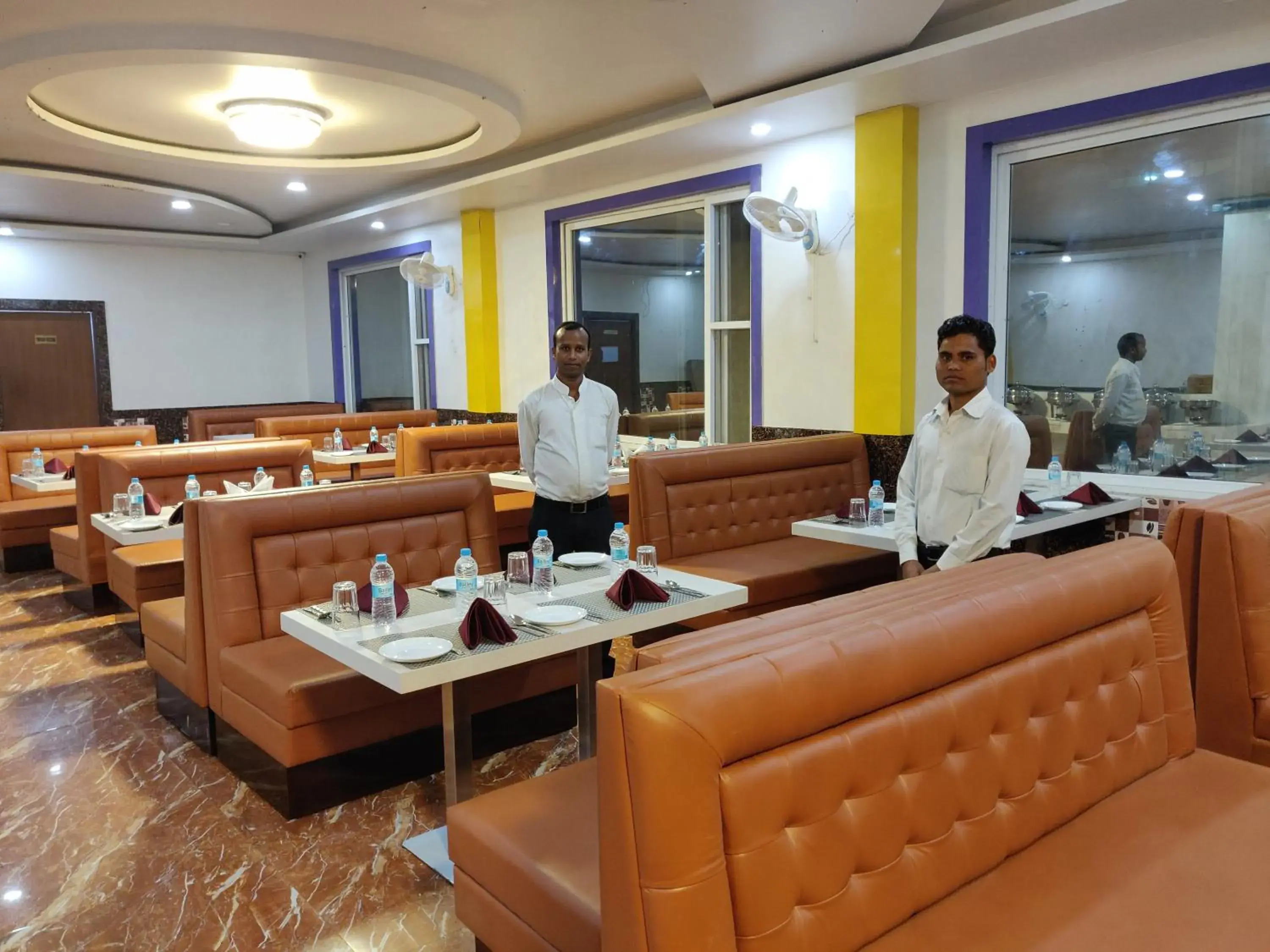 Restaurant/places to eat in Bodhgaya Seven Inn Hotel n Restaurant Restaurant/places to eat in Bodhgaya Seven Inn Hotel n Restaurant
