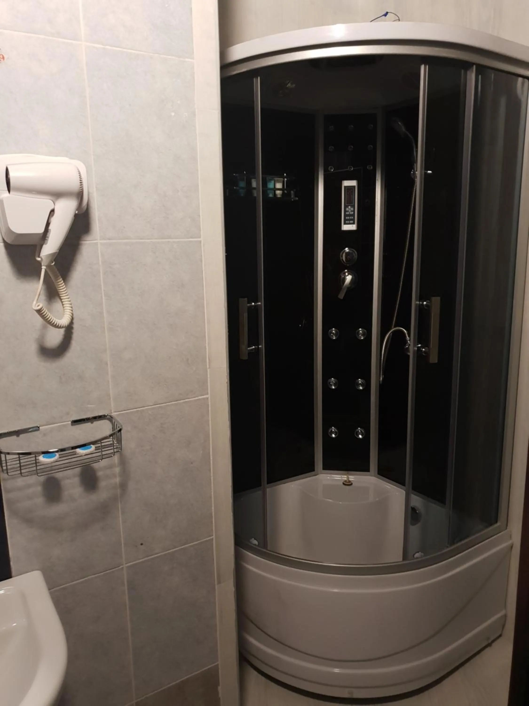 Bathroom in Ire Palace