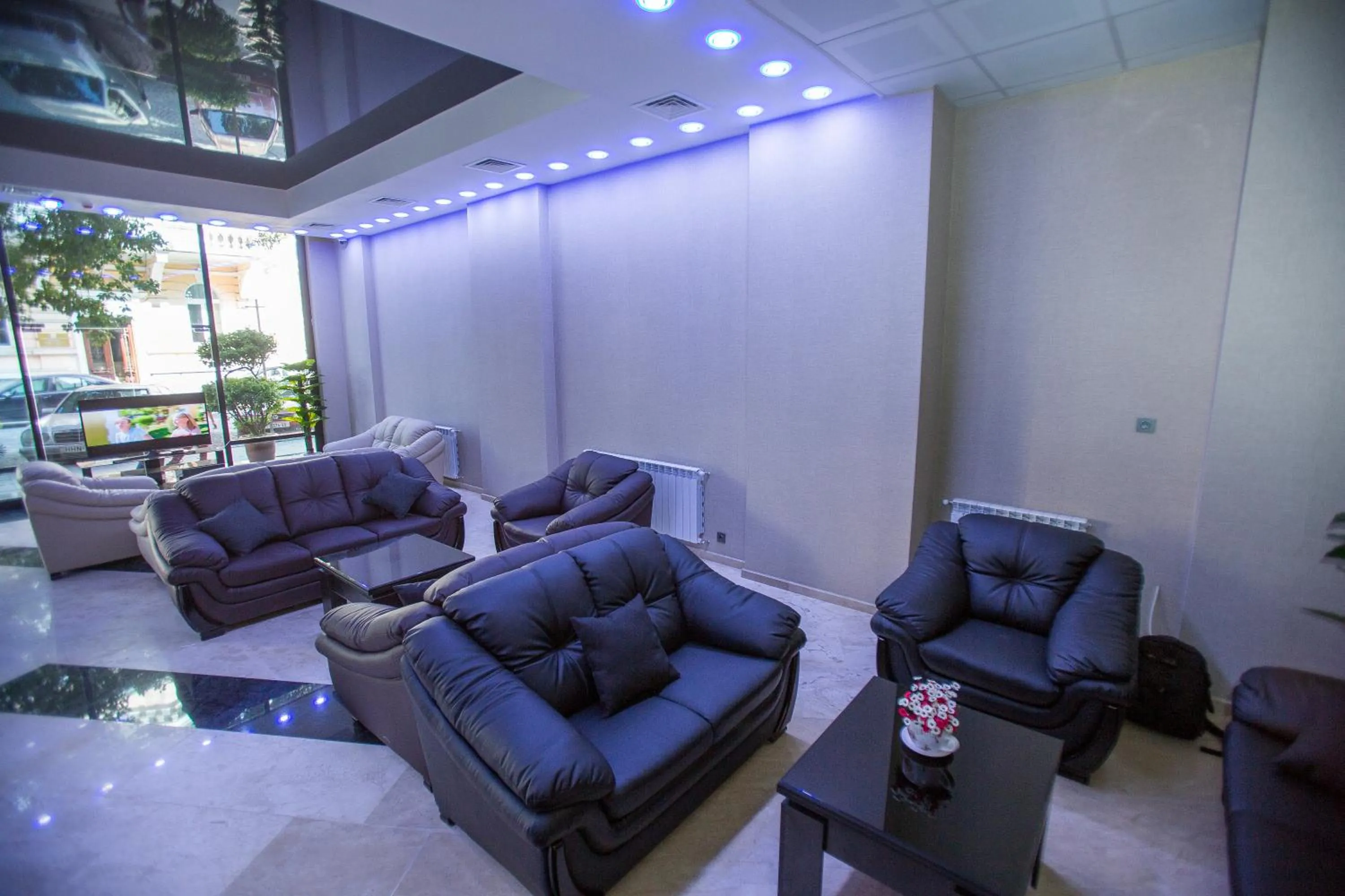 Area and facilities in Ire Palace