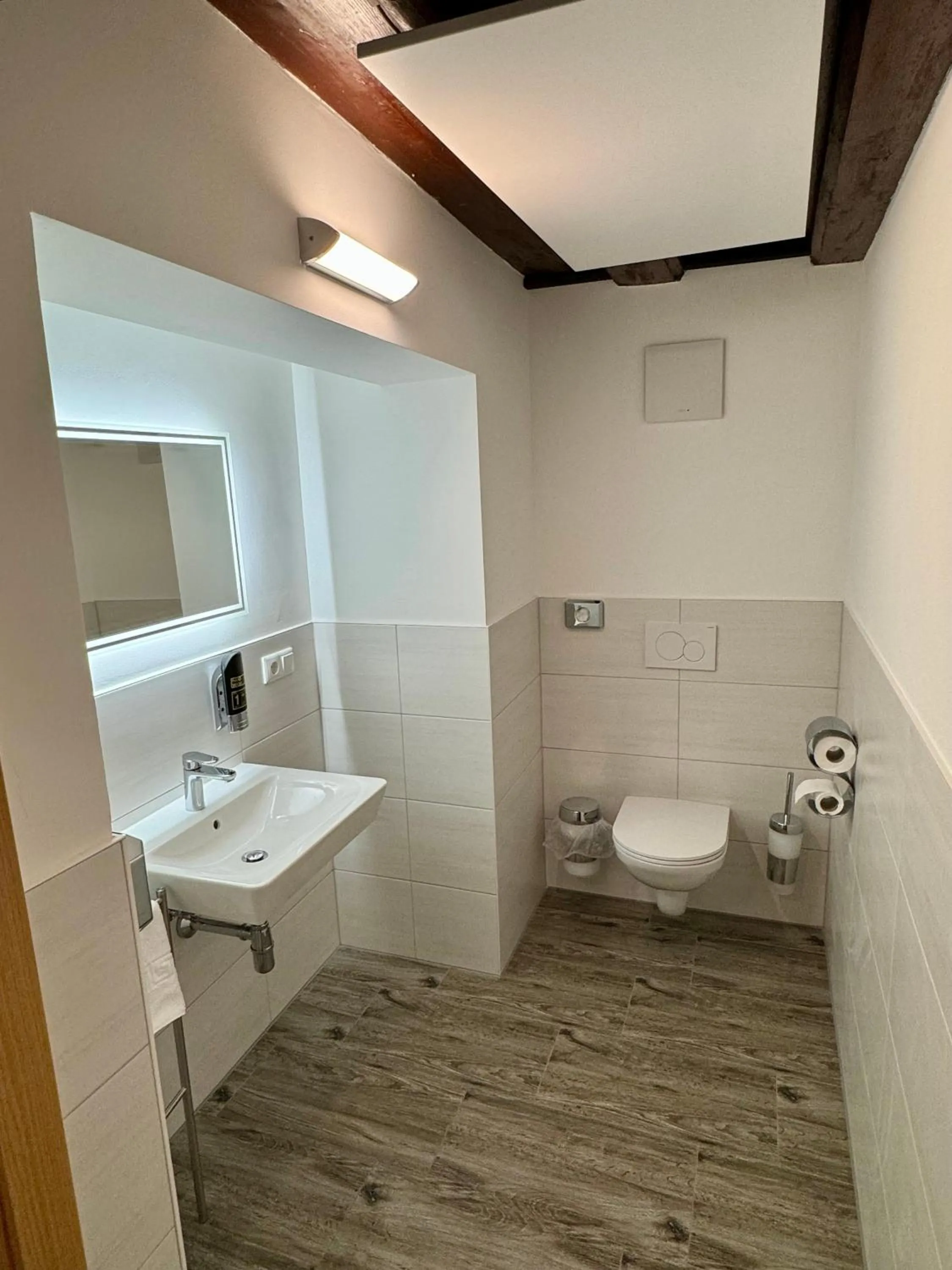 Bathroom in Metzgerwirt Vieh Heli