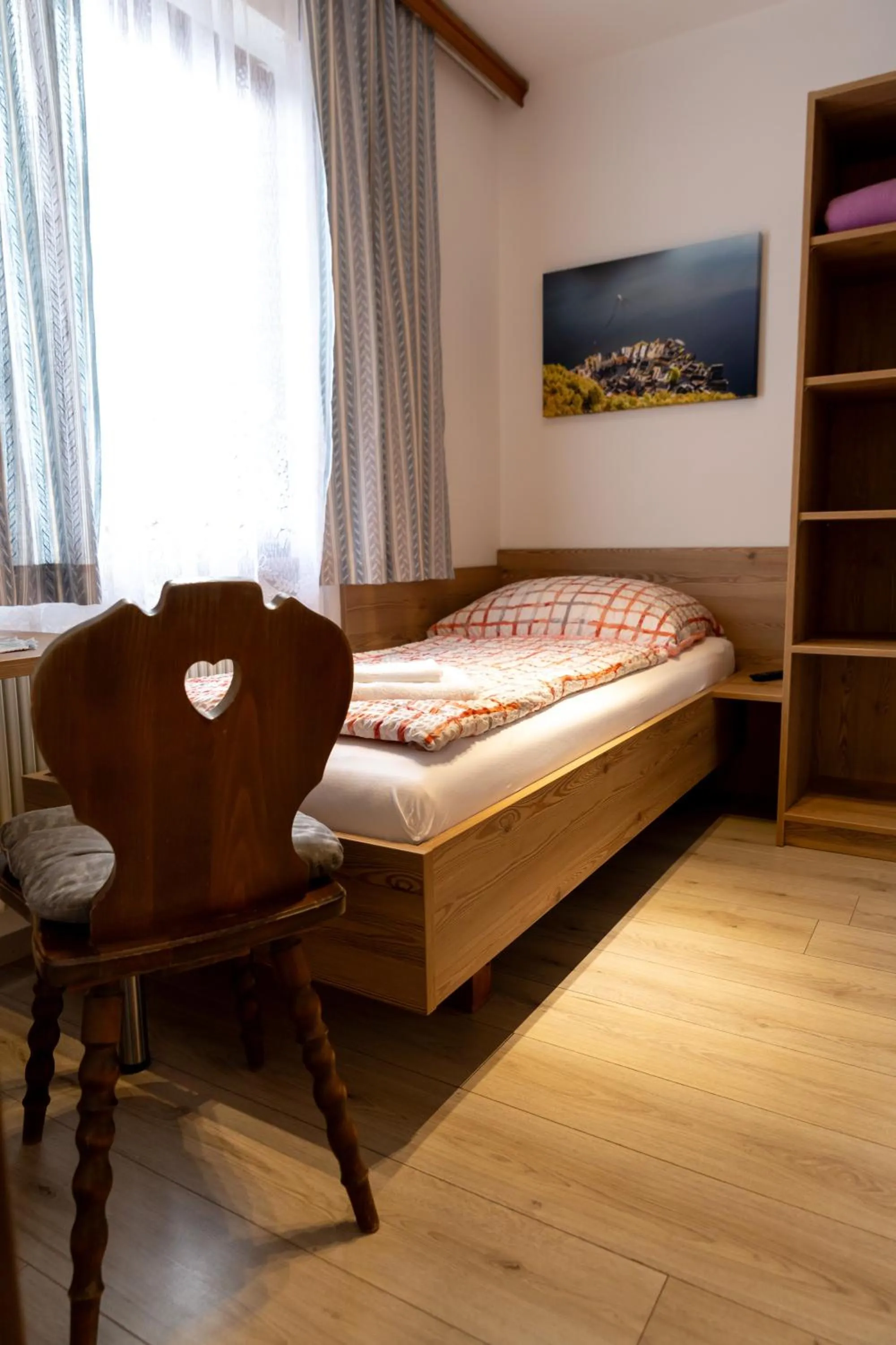 Photo of the whole room, Bed in Metzgerwirt Vieh Heli