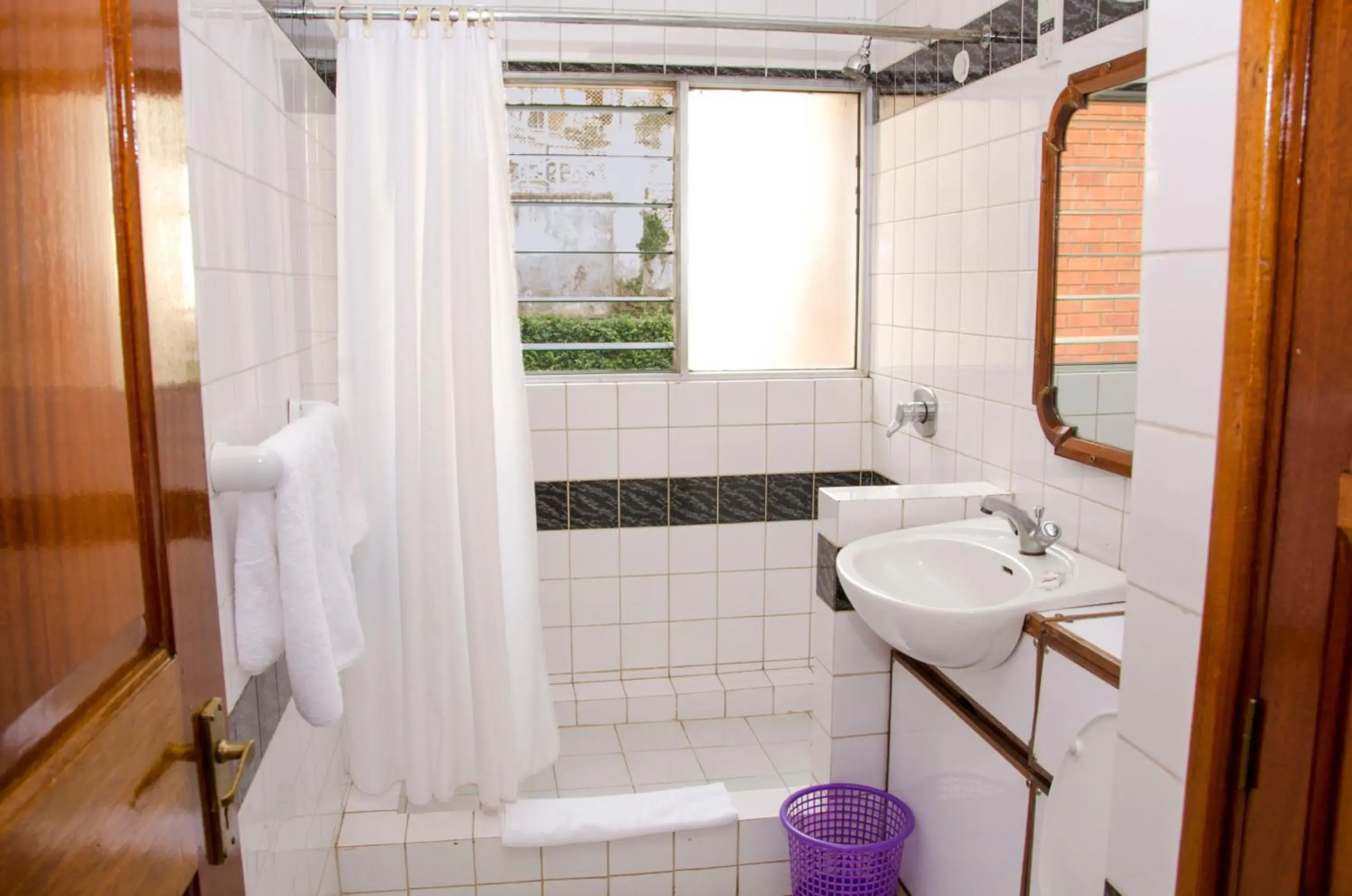 Triple Room in Golf Course Apartments Triple Room in Golf Course Apartments