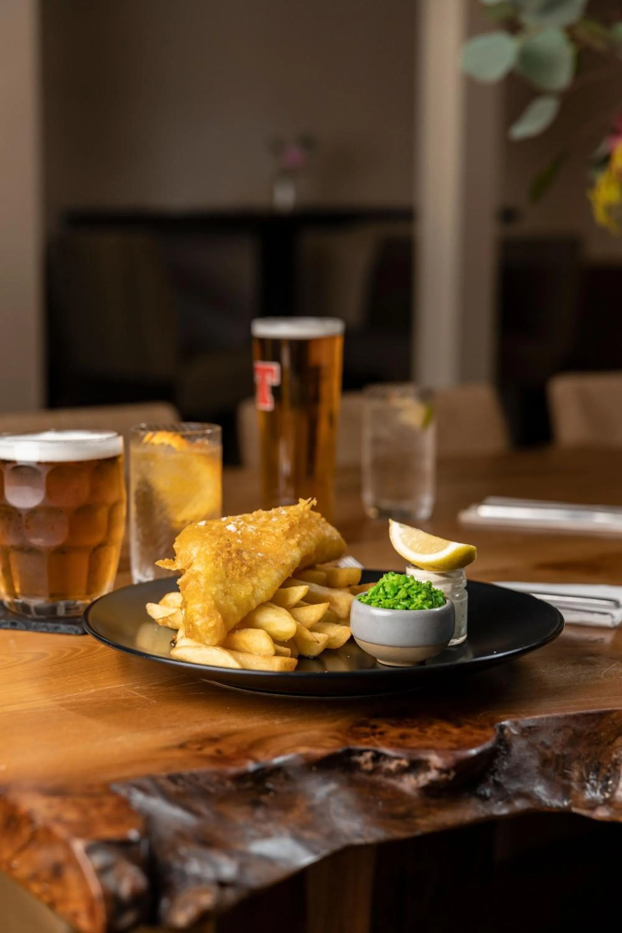 Food and drinks in The Inverkip Restaurant, Bar & Hotel