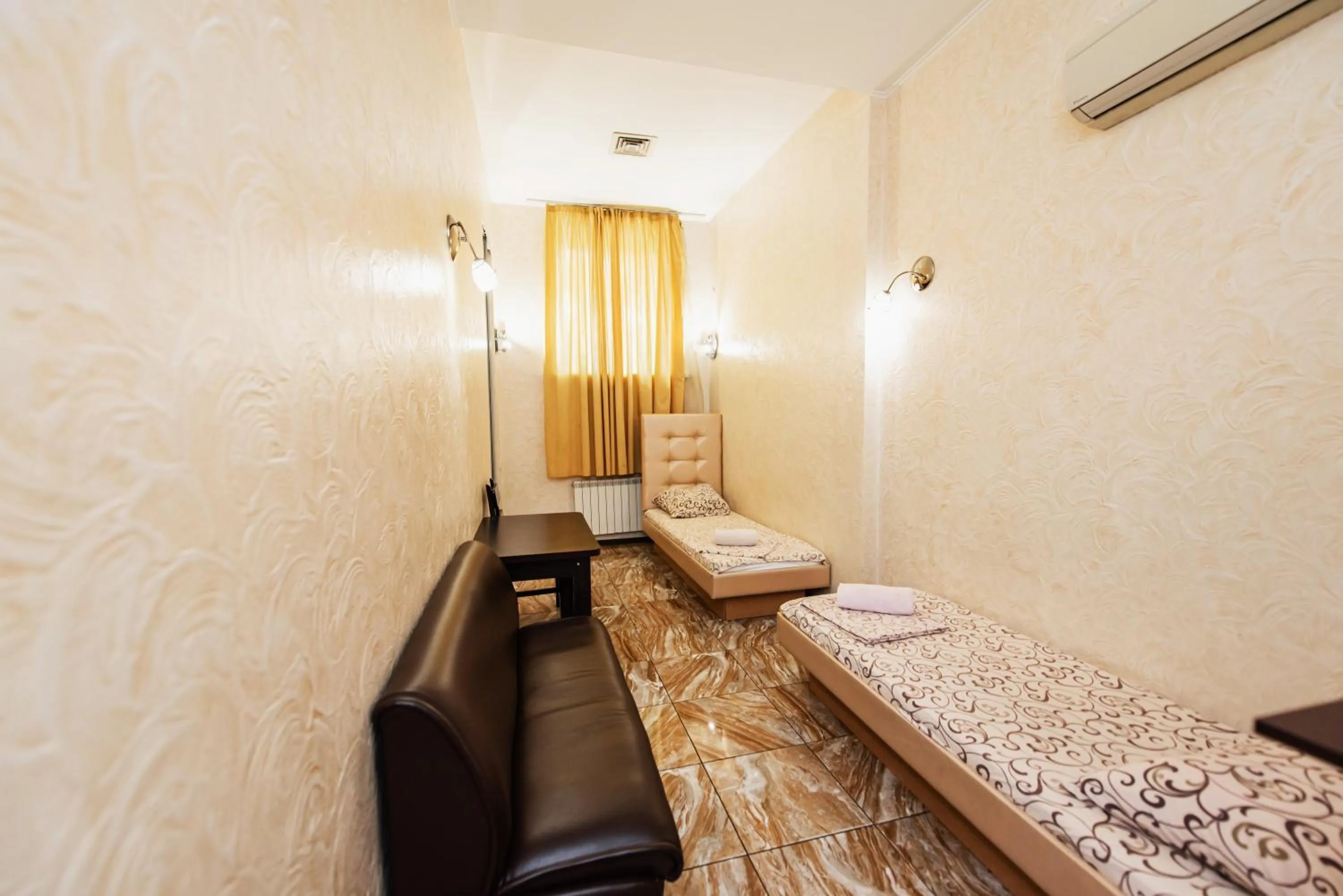 Bed in Mini Hotel Smak