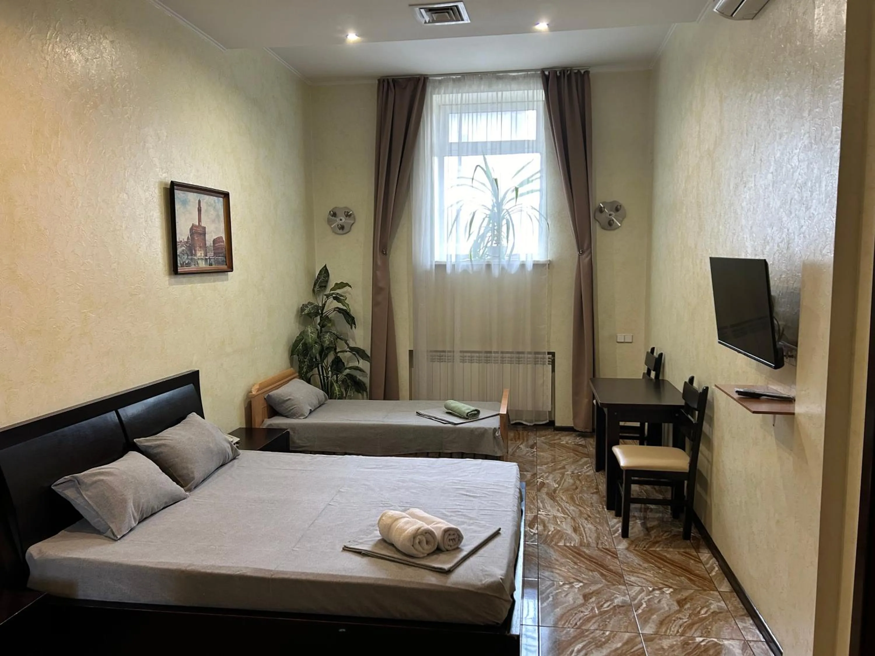 Bed in Mini Hotel Smak
