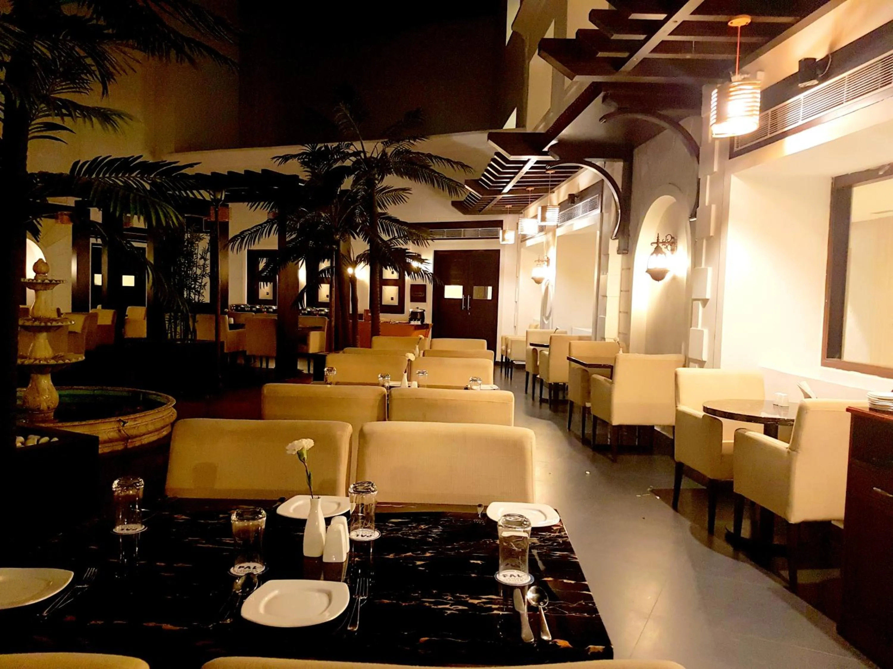 Restaurant/places to eat in Pal Heights Mantra