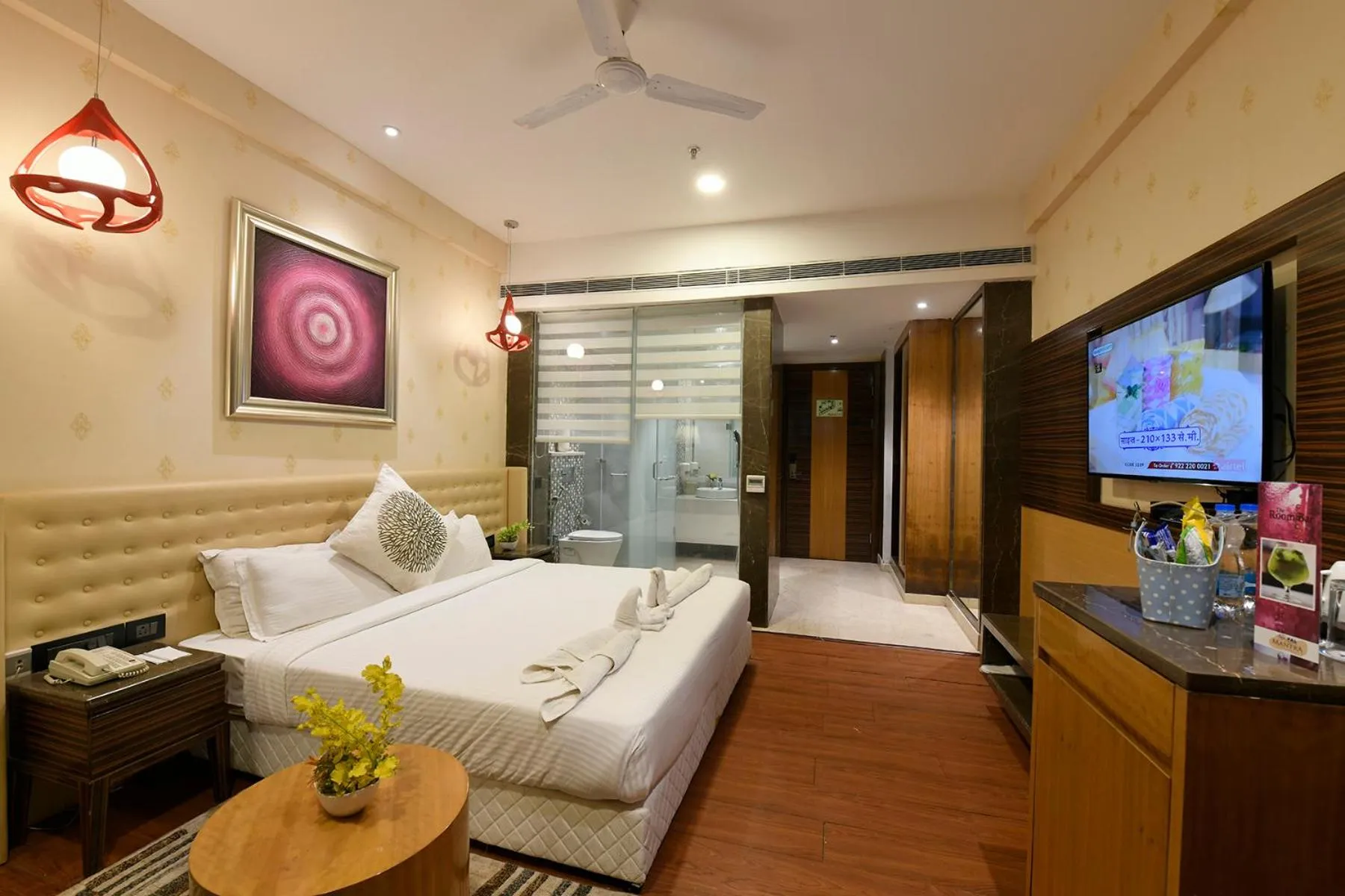 Bed in Pal Heights Mantra