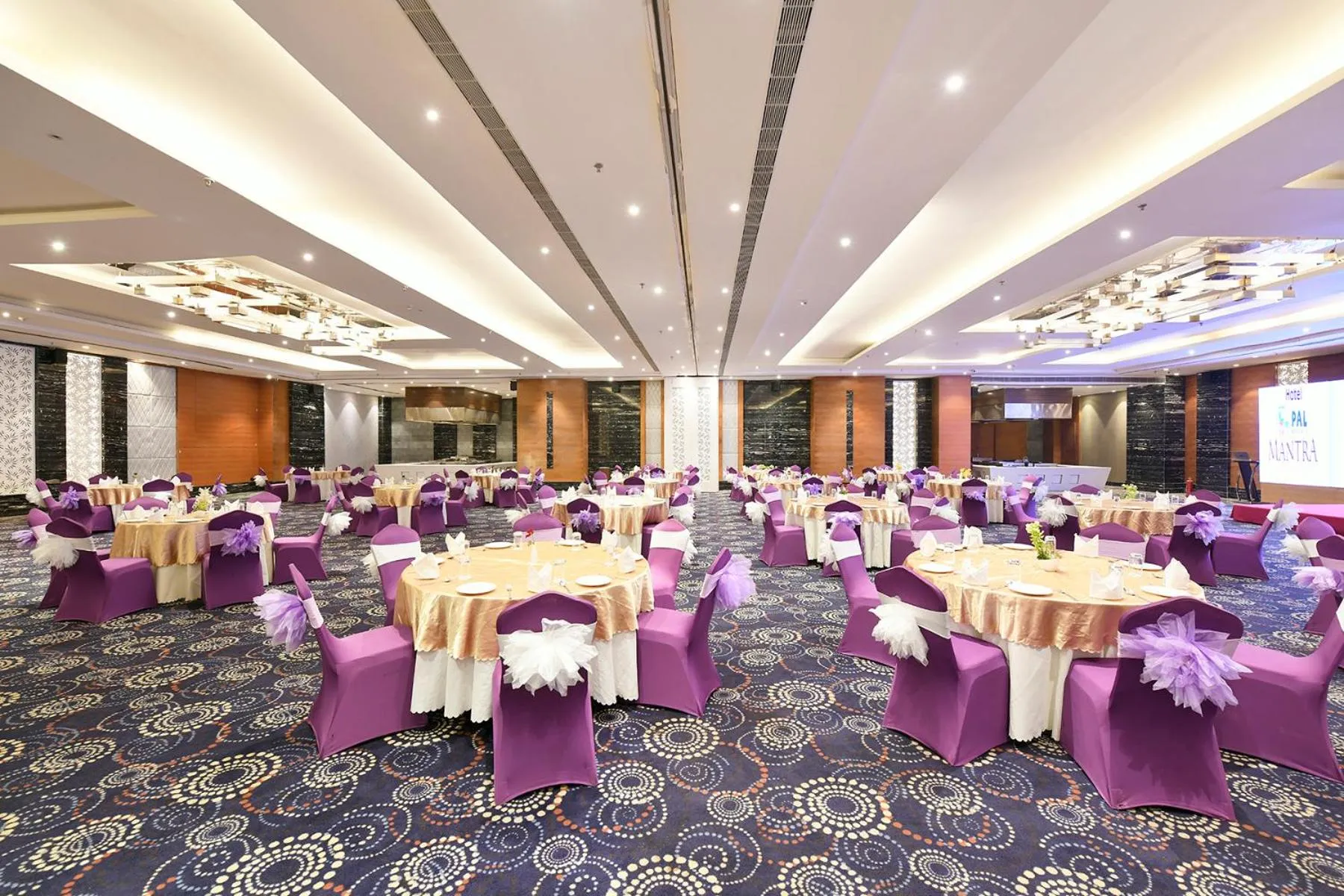 Banquet/Function facilities in Pal Heights Mantra