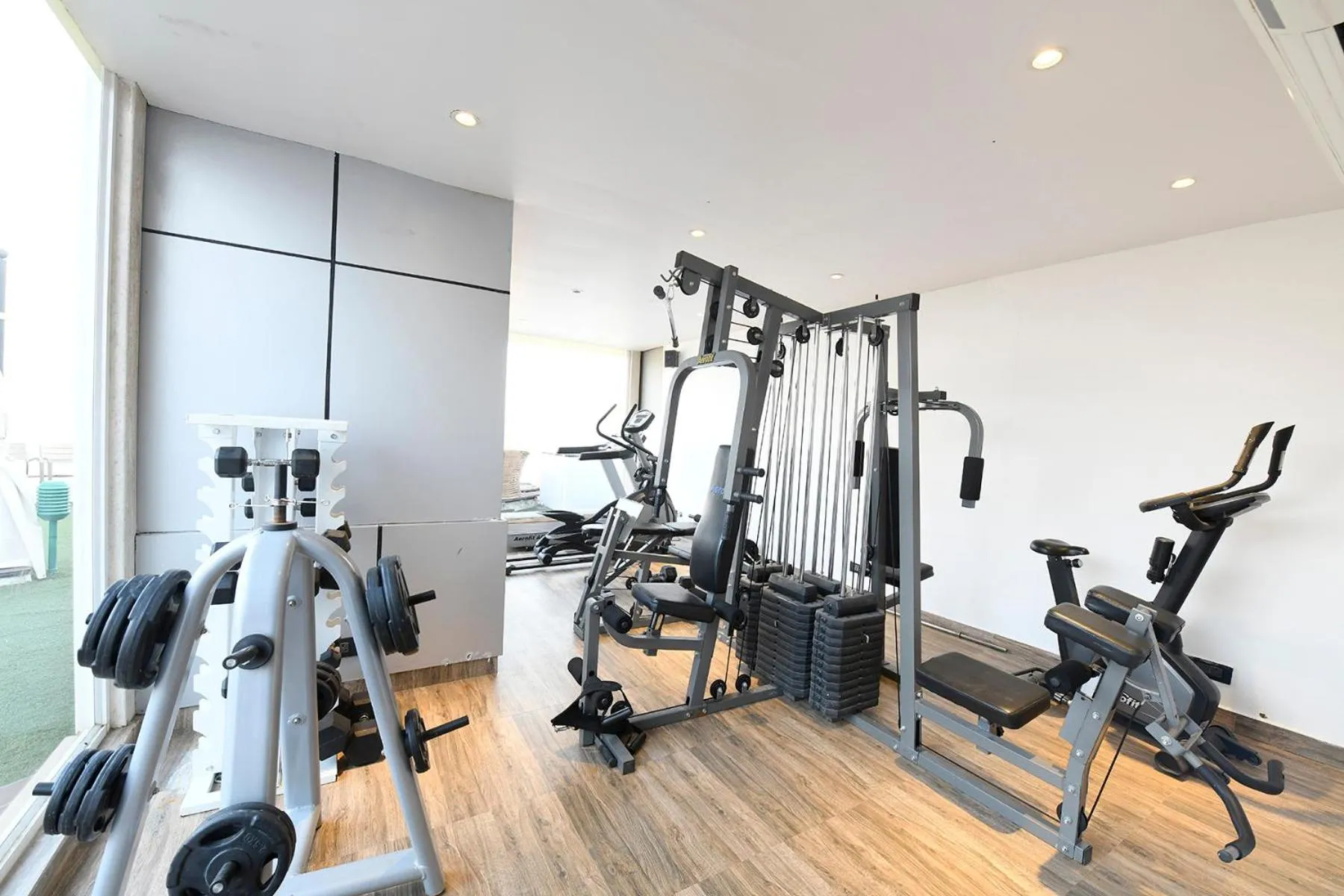 Fitness centre/facilities in Pal Heights Mantra