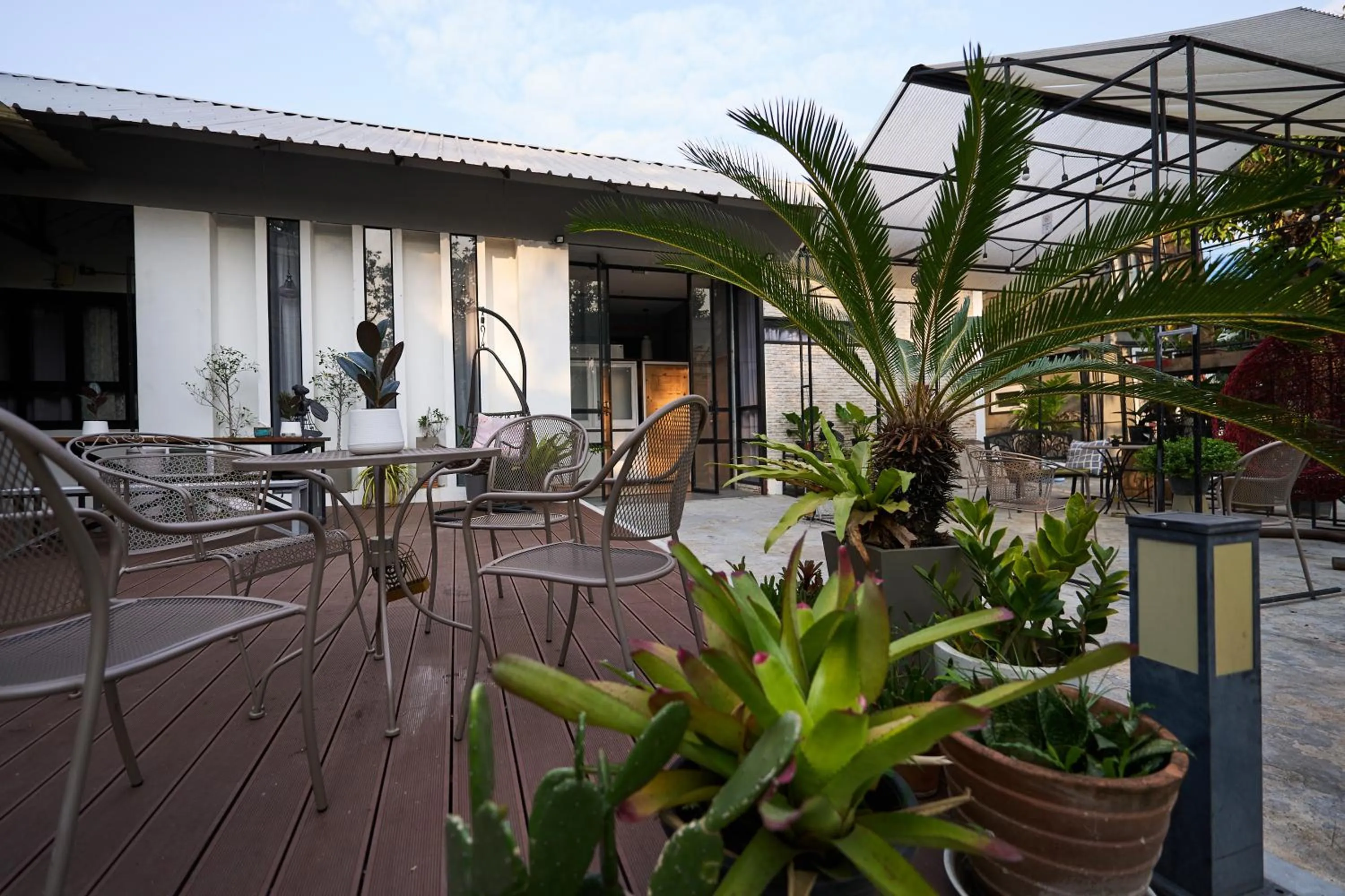 Sherloft Home & Hostel