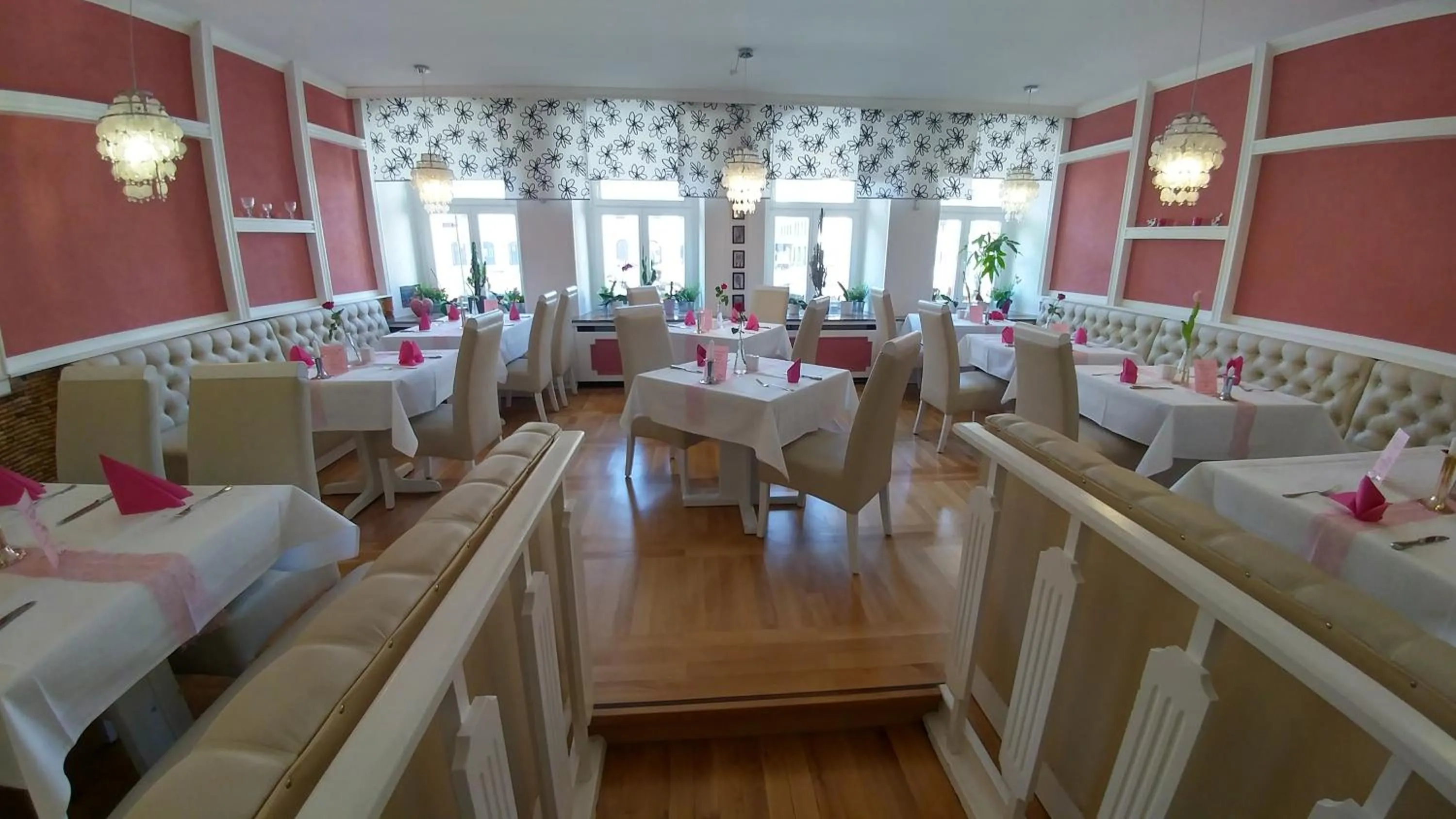 Buffet breakfast in Hotel Goldener Anker