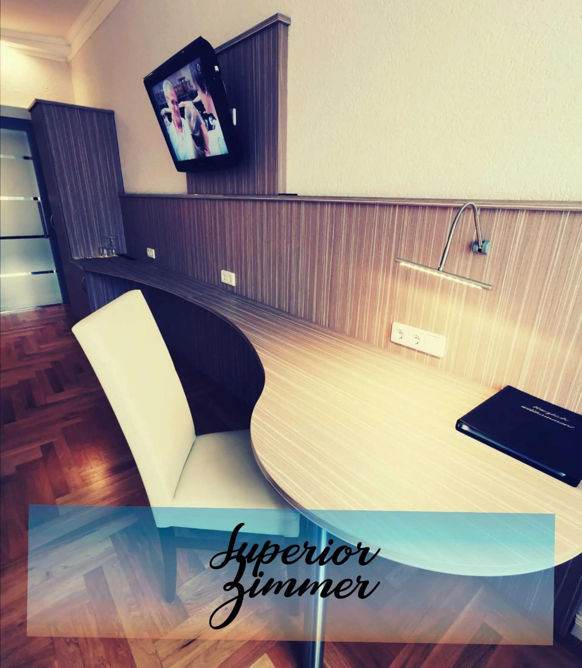 Photo of the whole room in Hotel Goldener Anker