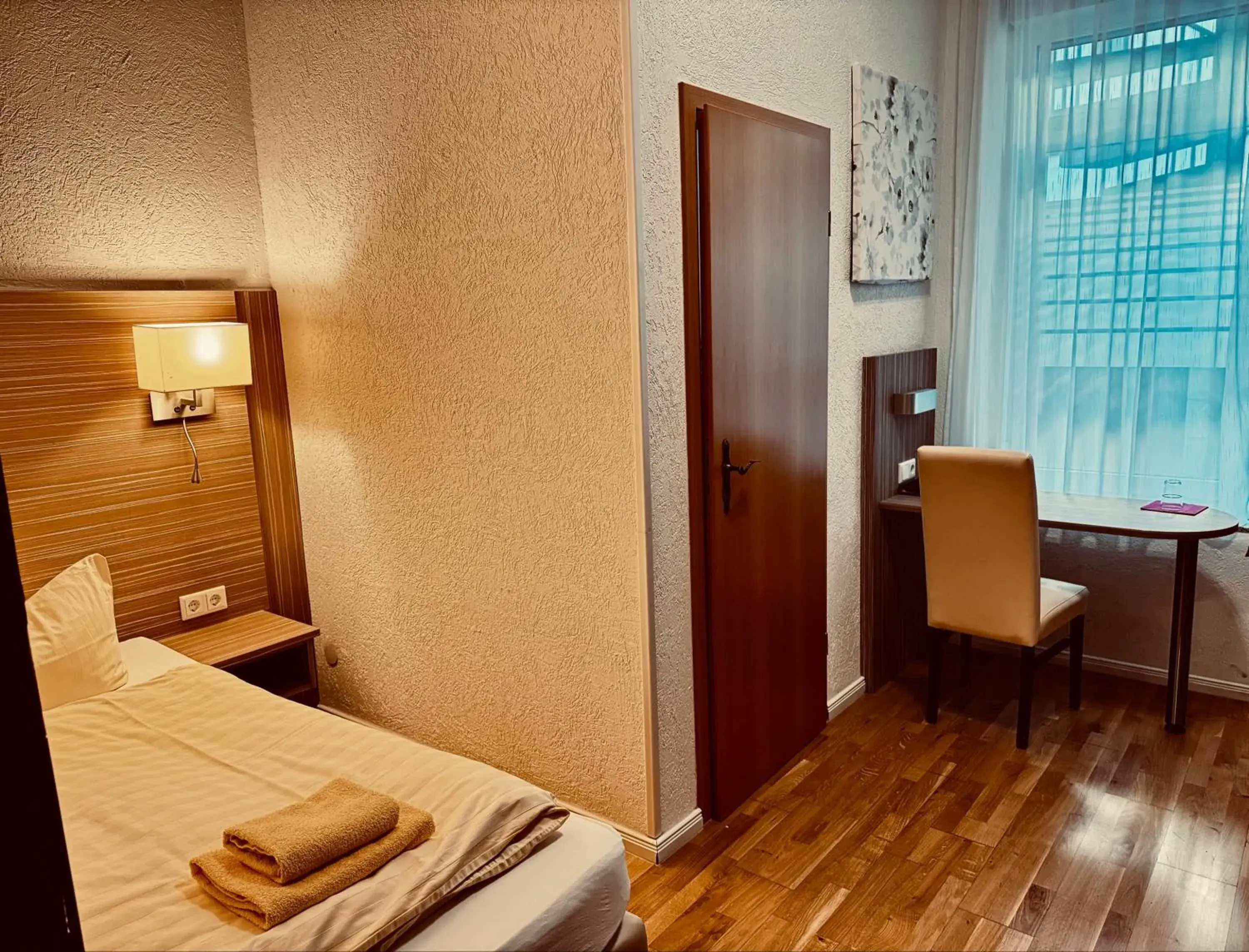 Economy Single Room - single occupancy in Hotel Goldener Anker Economy Single Room - single occupancy in Hotel Goldener Anker