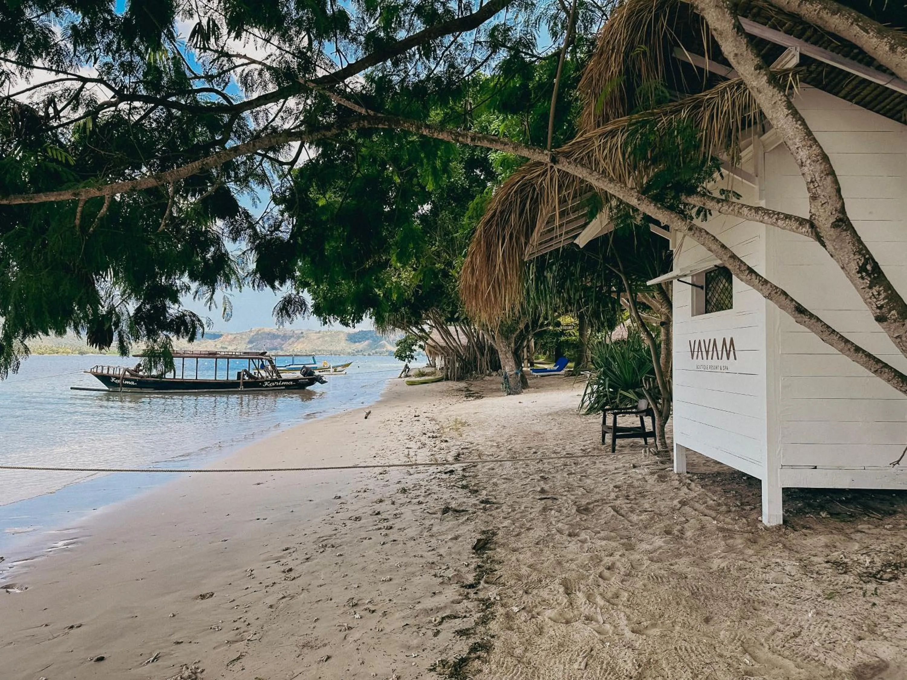 Beach in Vayam Boutique Resort Gili Asahan