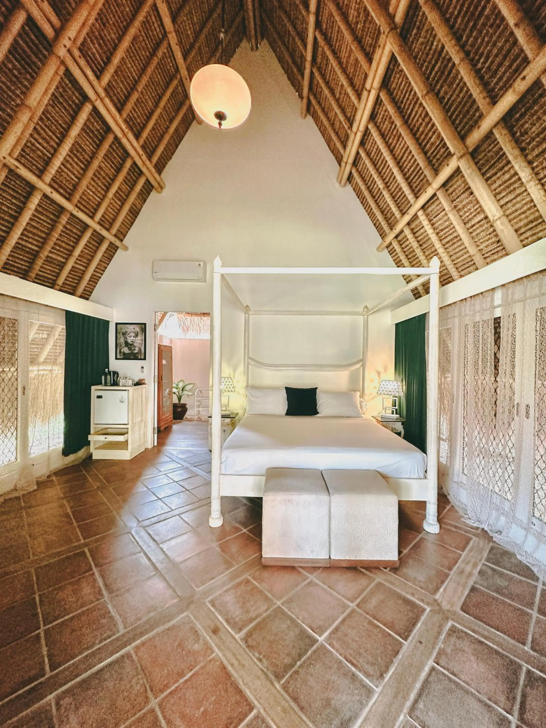 Photo of the whole room, Bed in Vayam Boutique Resort Gili Asahan