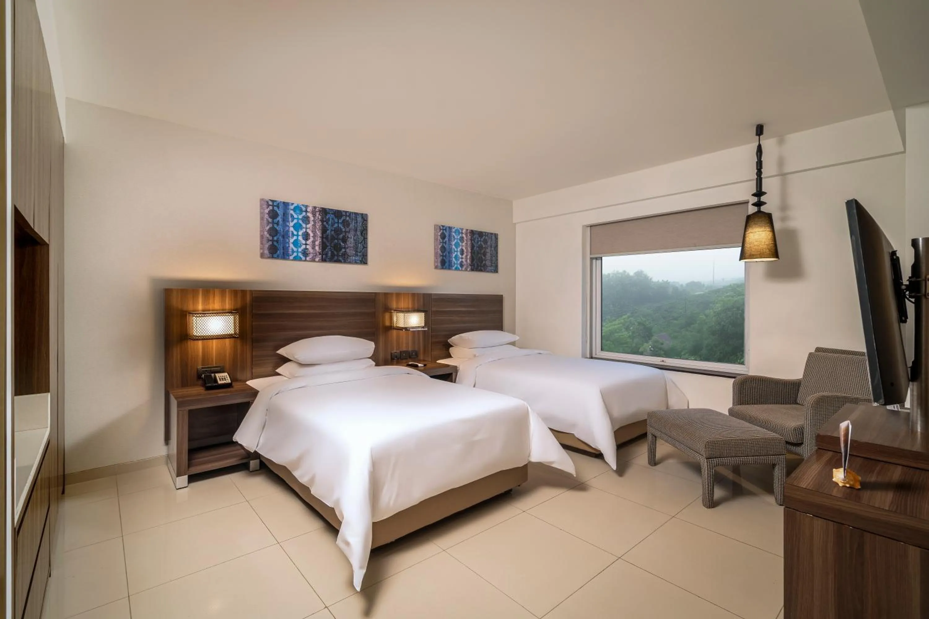 bidet, Bed in The Residency Towers, Rameswaram