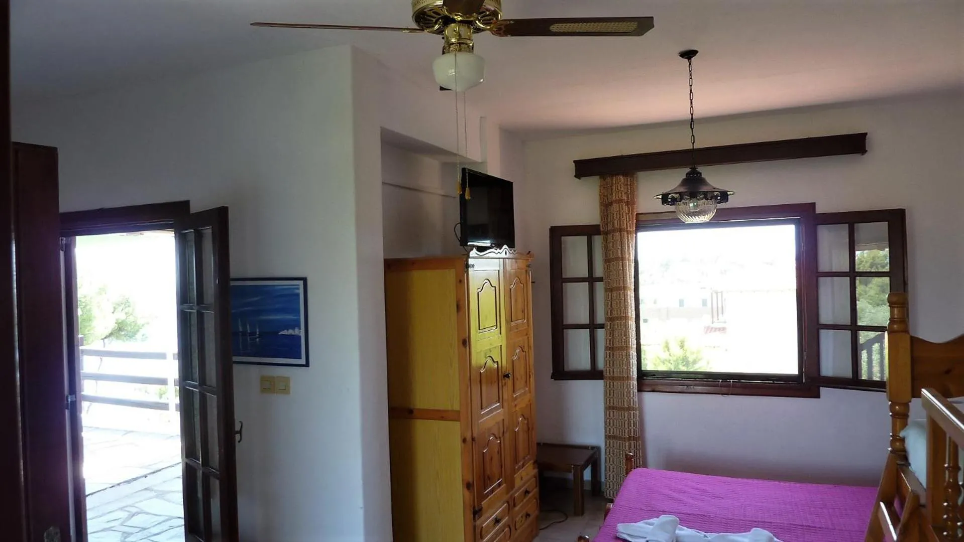 Bedroom, Bed in Villa Oasis