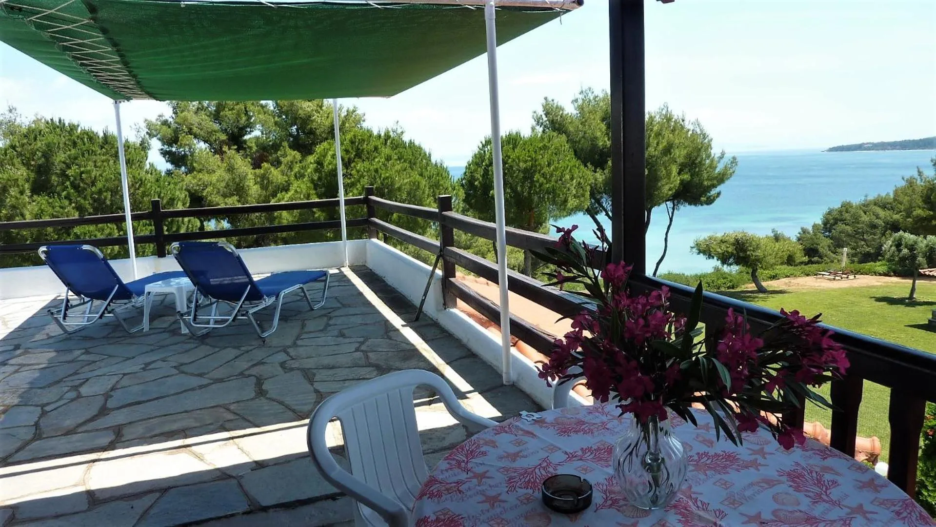 Balcony/Terrace in Villa Oasis