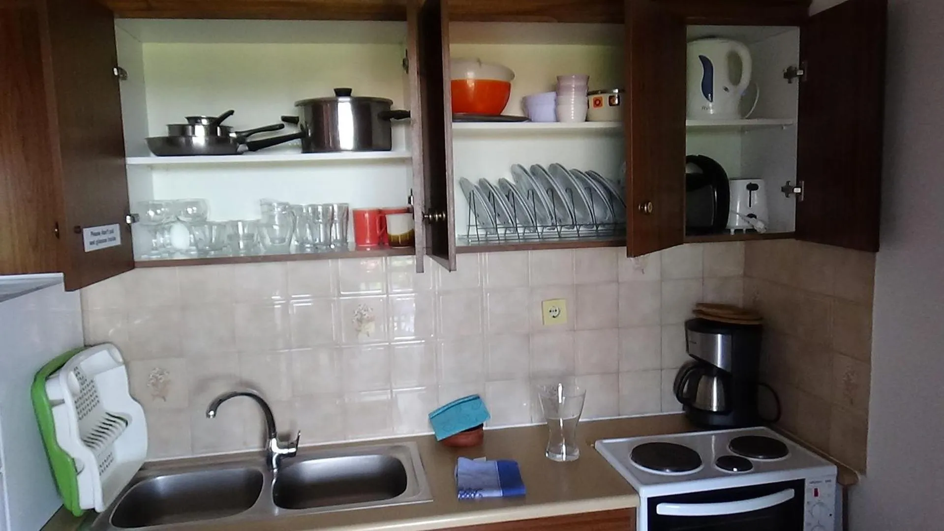 Kitchen or kitchenette in Villa Oasis