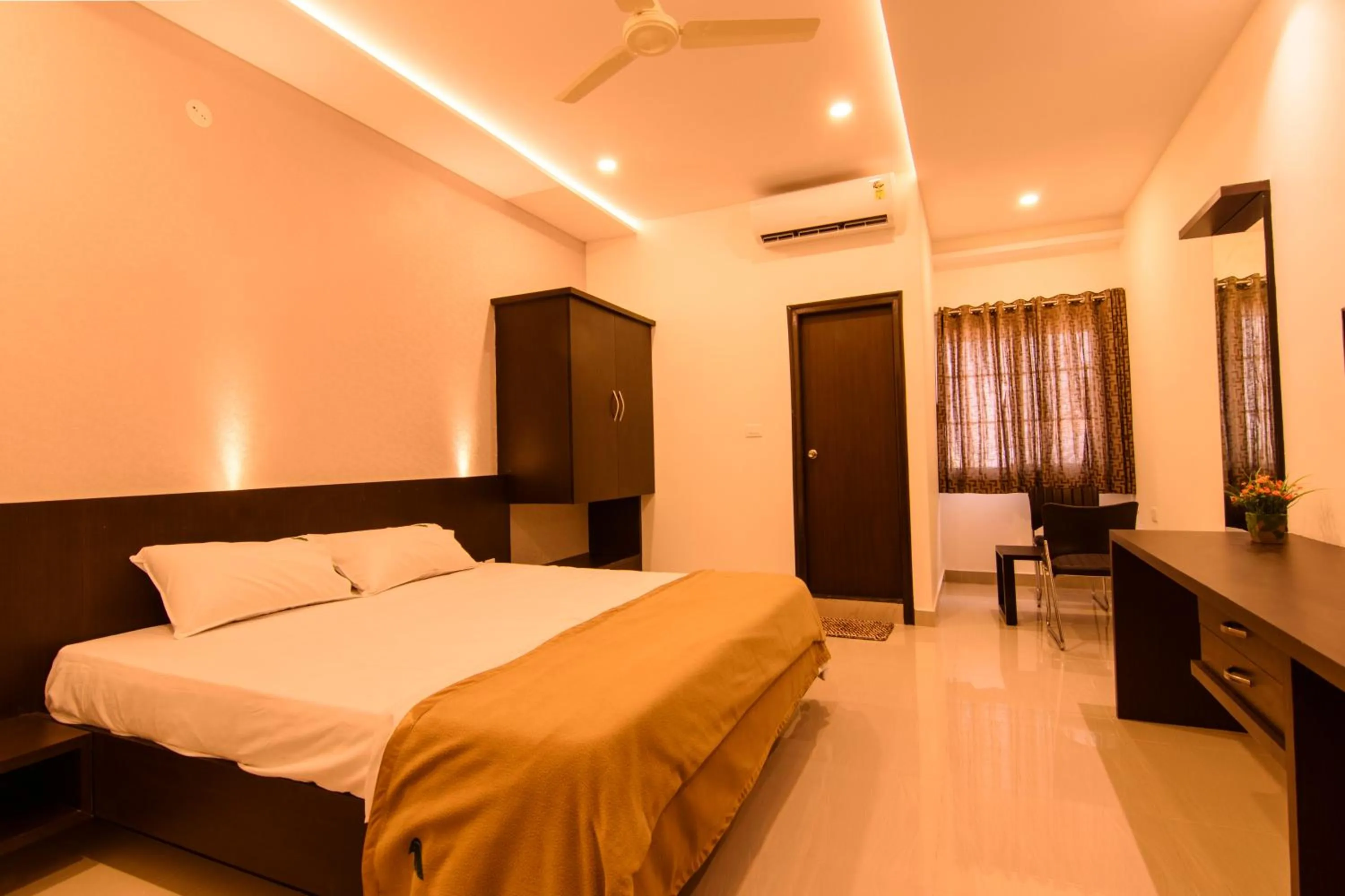 Bed in Ajantha Komforts, Bengaluru