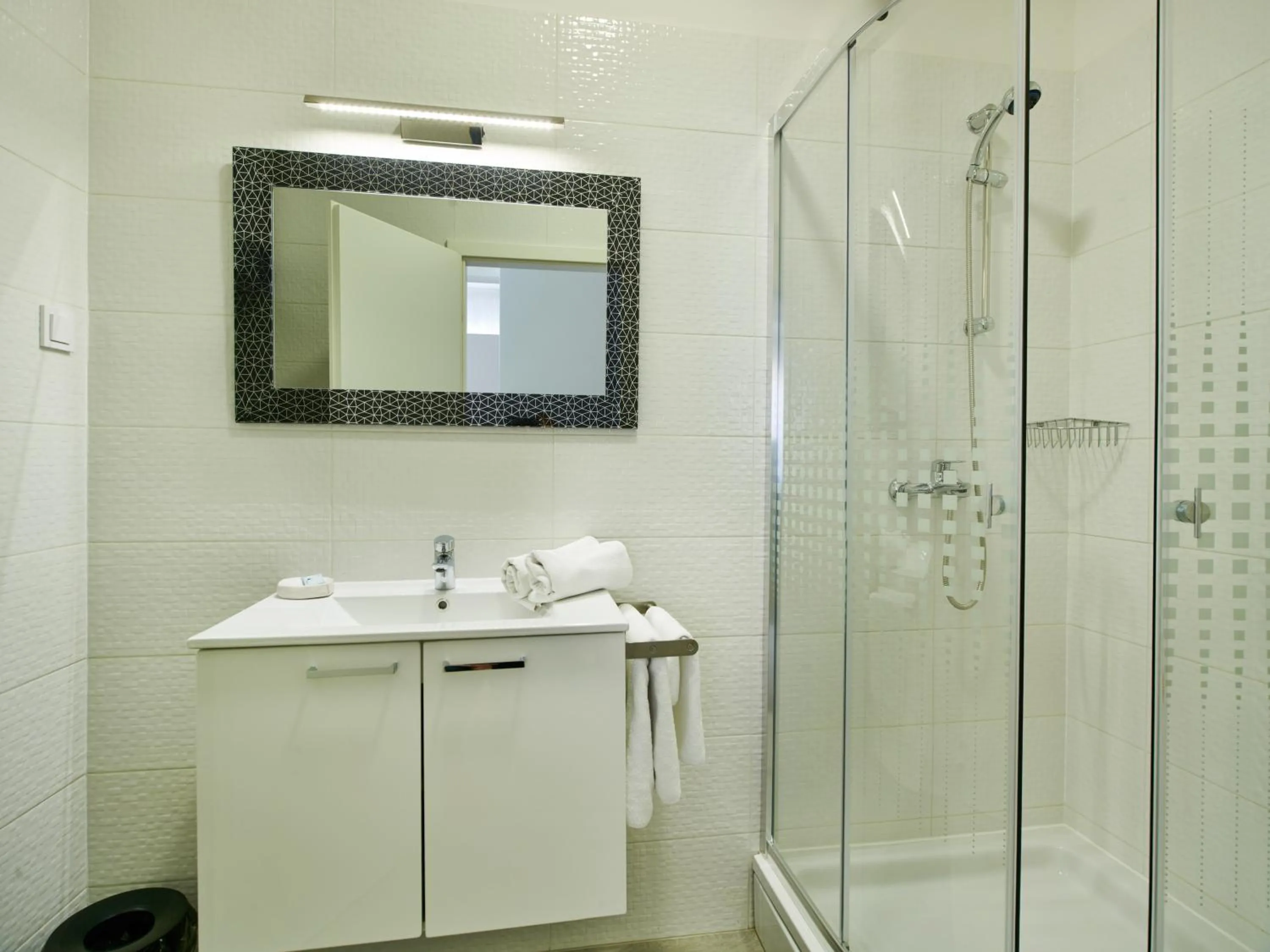 Shower in Stars of Zagreb Apartments