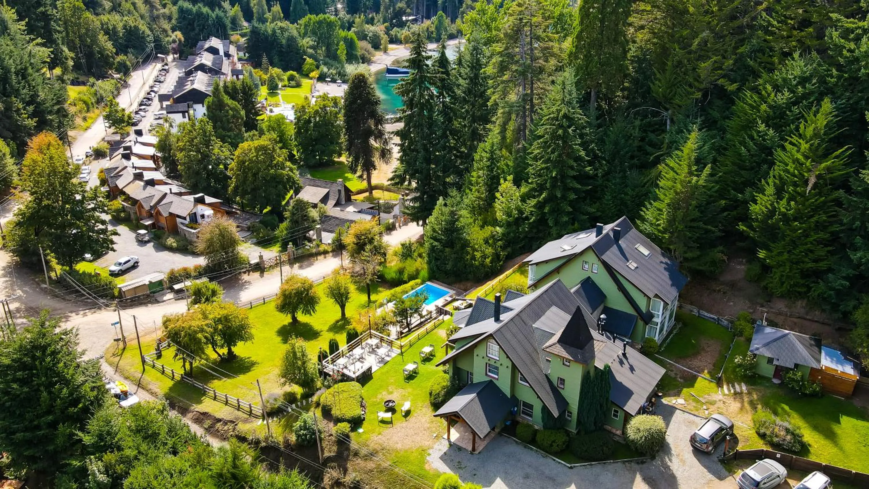 Property building in Hostería Verde Morada