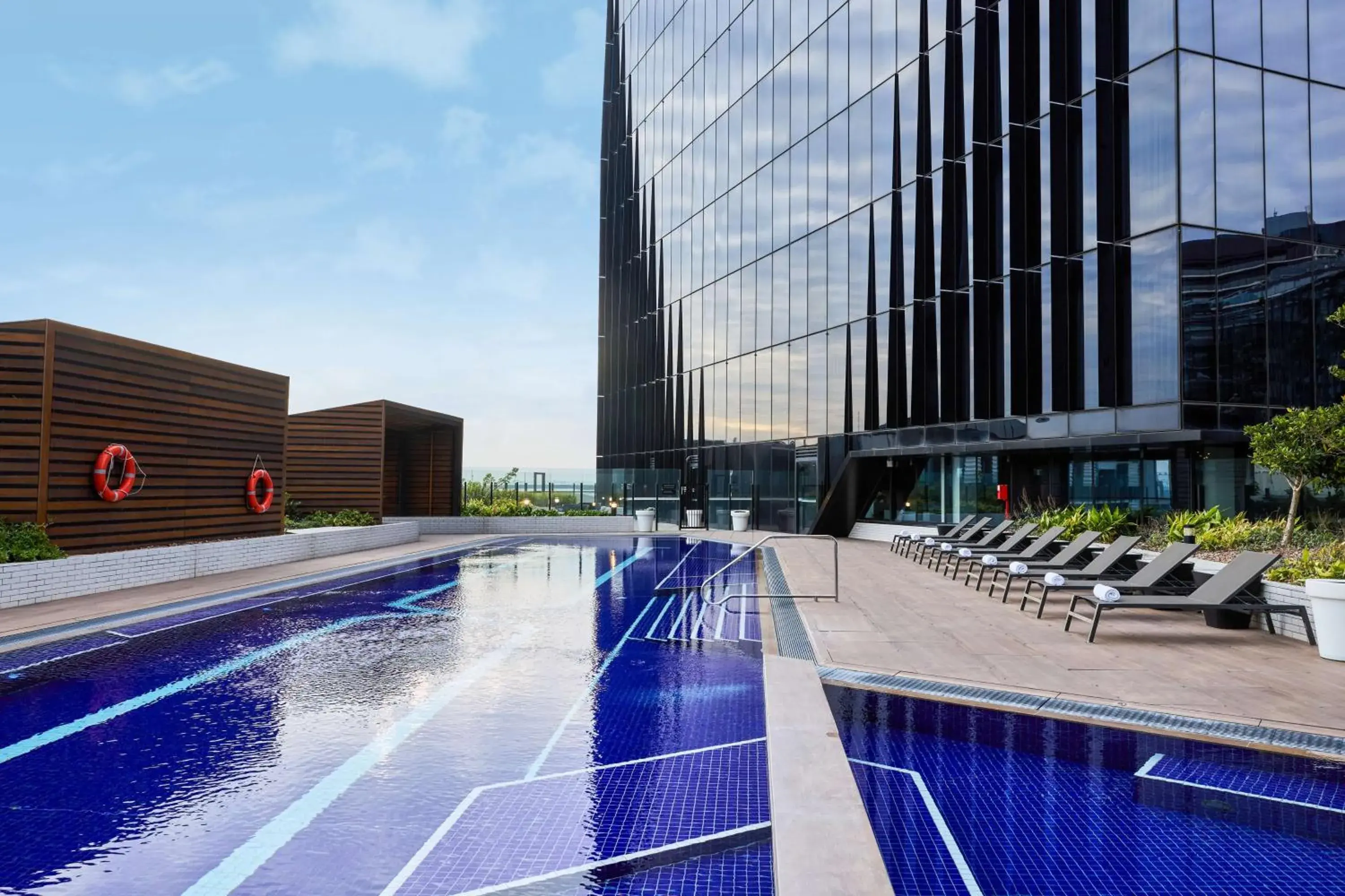 Pool view in Four Points by Sheraton Melbourne Docklands Pool view in Four Points by Sheraton Melbourne Docklands