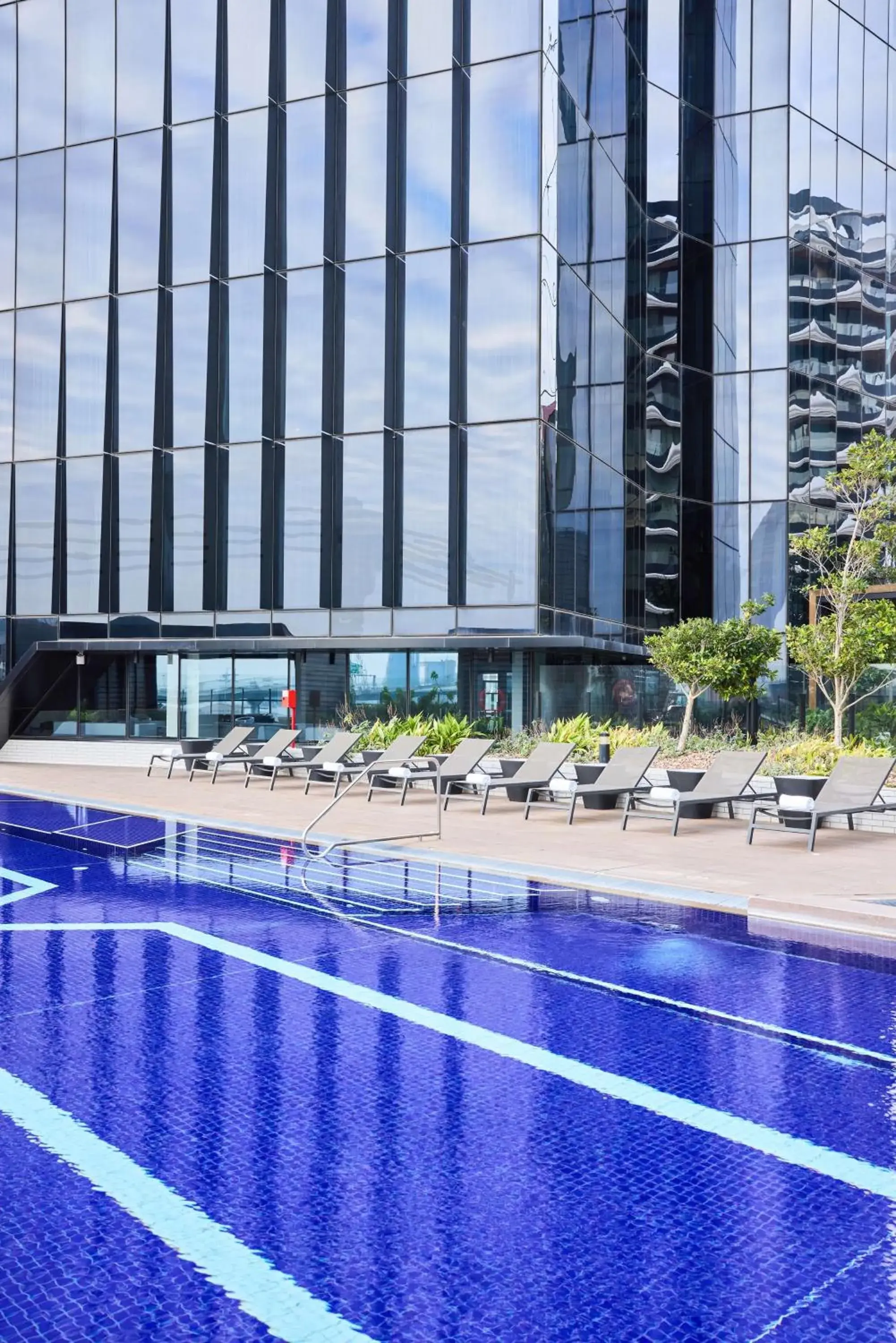 Pool view in Four Points by Sheraton Melbourne Docklands Pool view in Four Points by Sheraton Melbourne Docklands