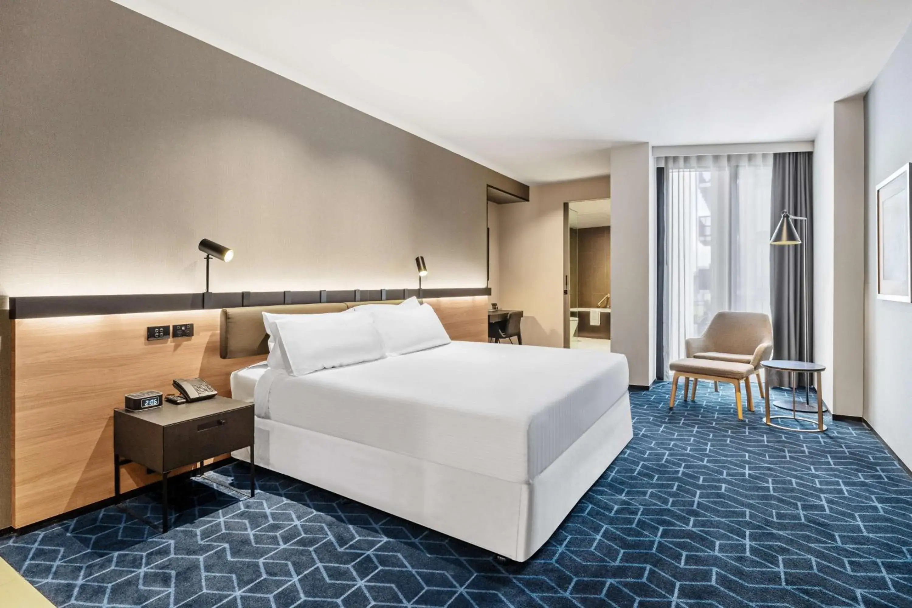 Bedroom, Bed in Four Points by Sheraton Melbourne Docklands Bedroom, Bed in Four Points by Sheraton Melbourne Docklands