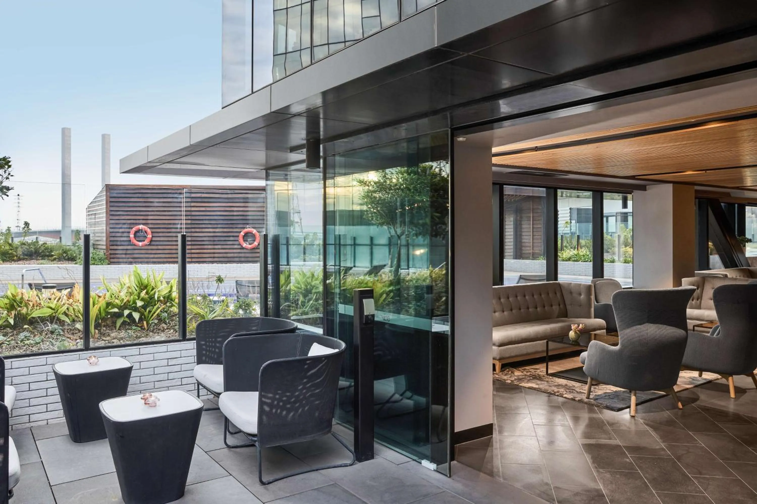 Lounge or bar in Four Points by Sheraton Melbourne Docklands
