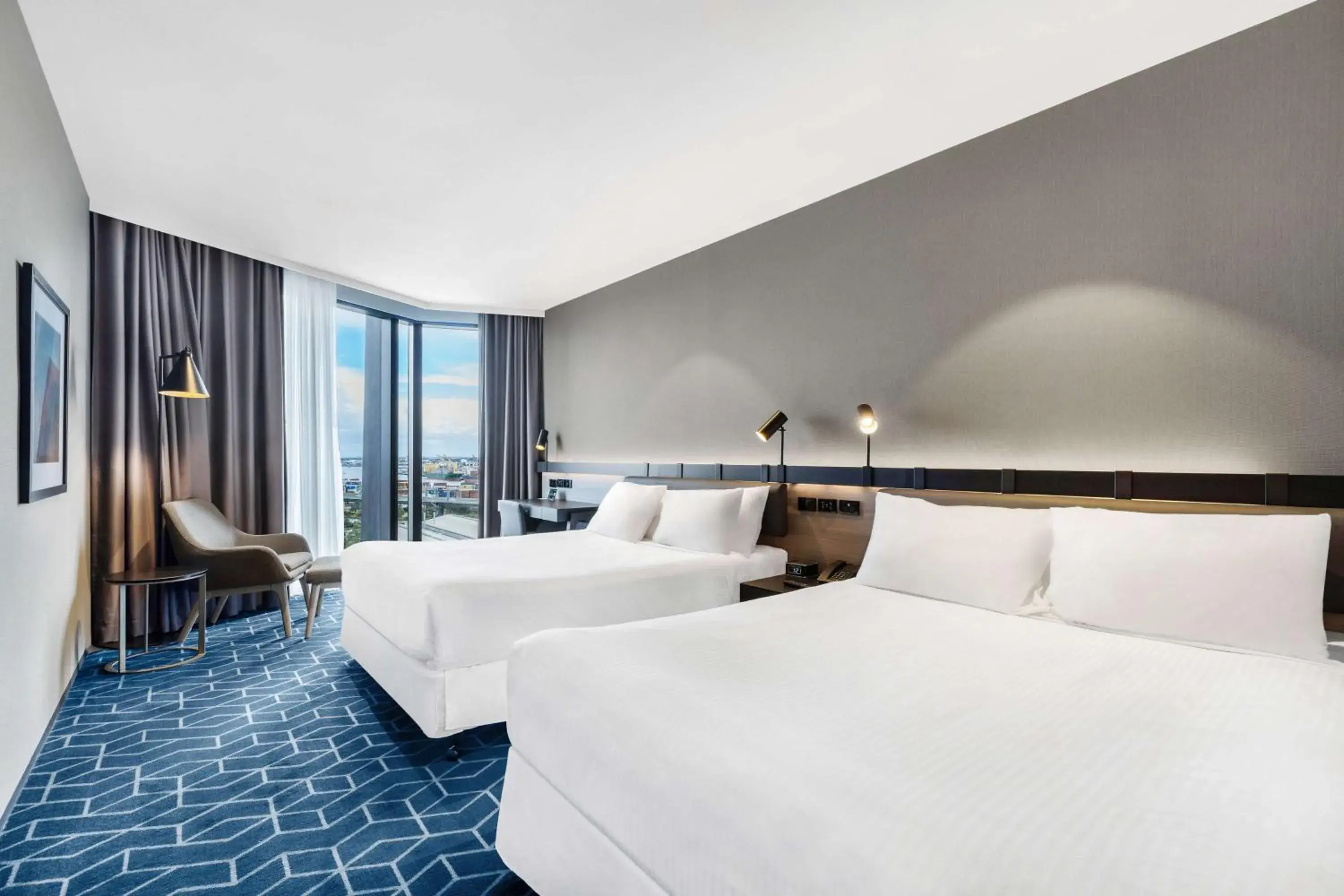 Photo of the whole room, Bed in Four Points by Sheraton Melbourne Docklands Photo of the whole room, Bed in Four Points by Sheraton Melbourne Docklands