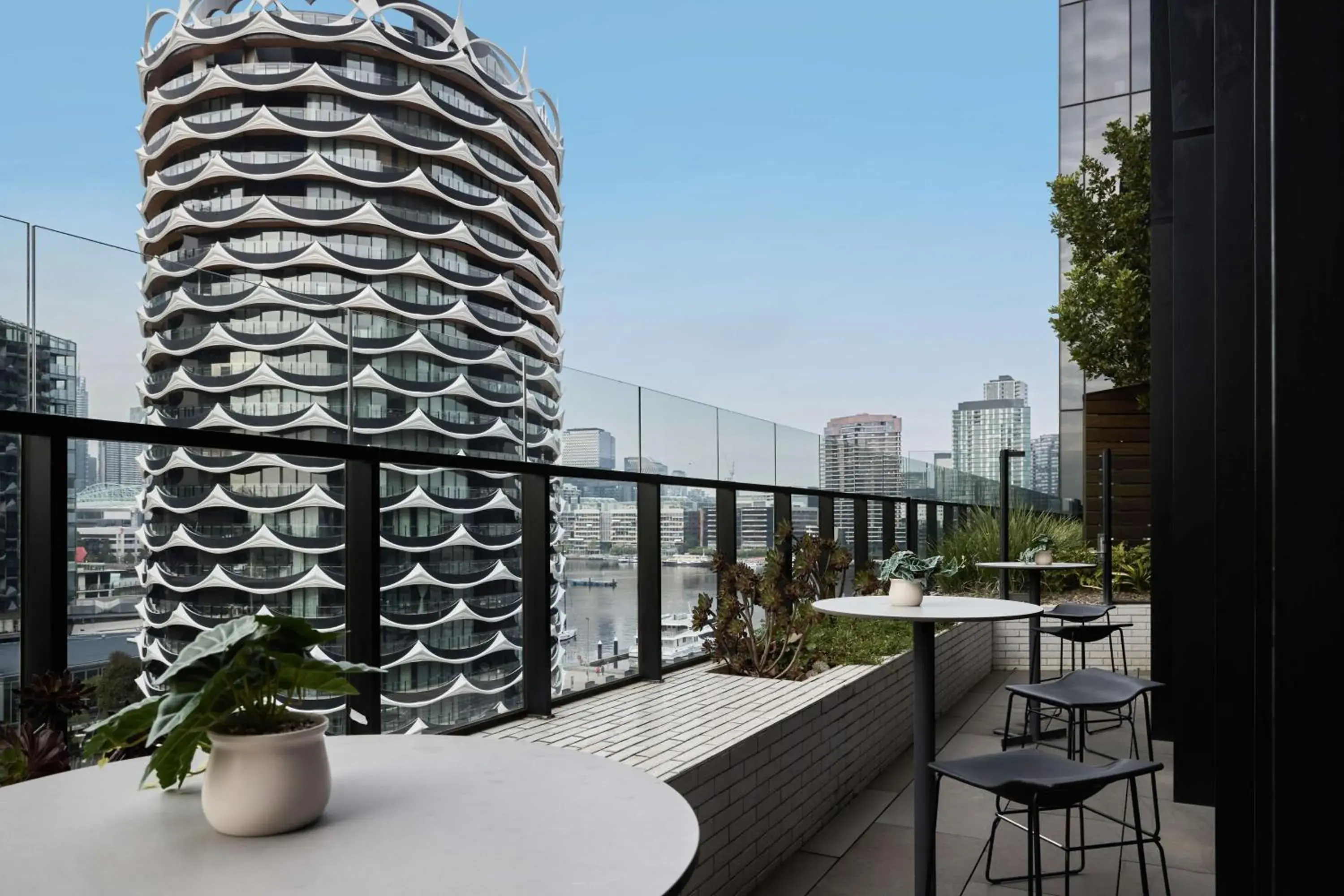 Lounge or bar in Four Points by Sheraton Melbourne Docklands Lounge or bar in Four Points by Sheraton Melbourne Docklands