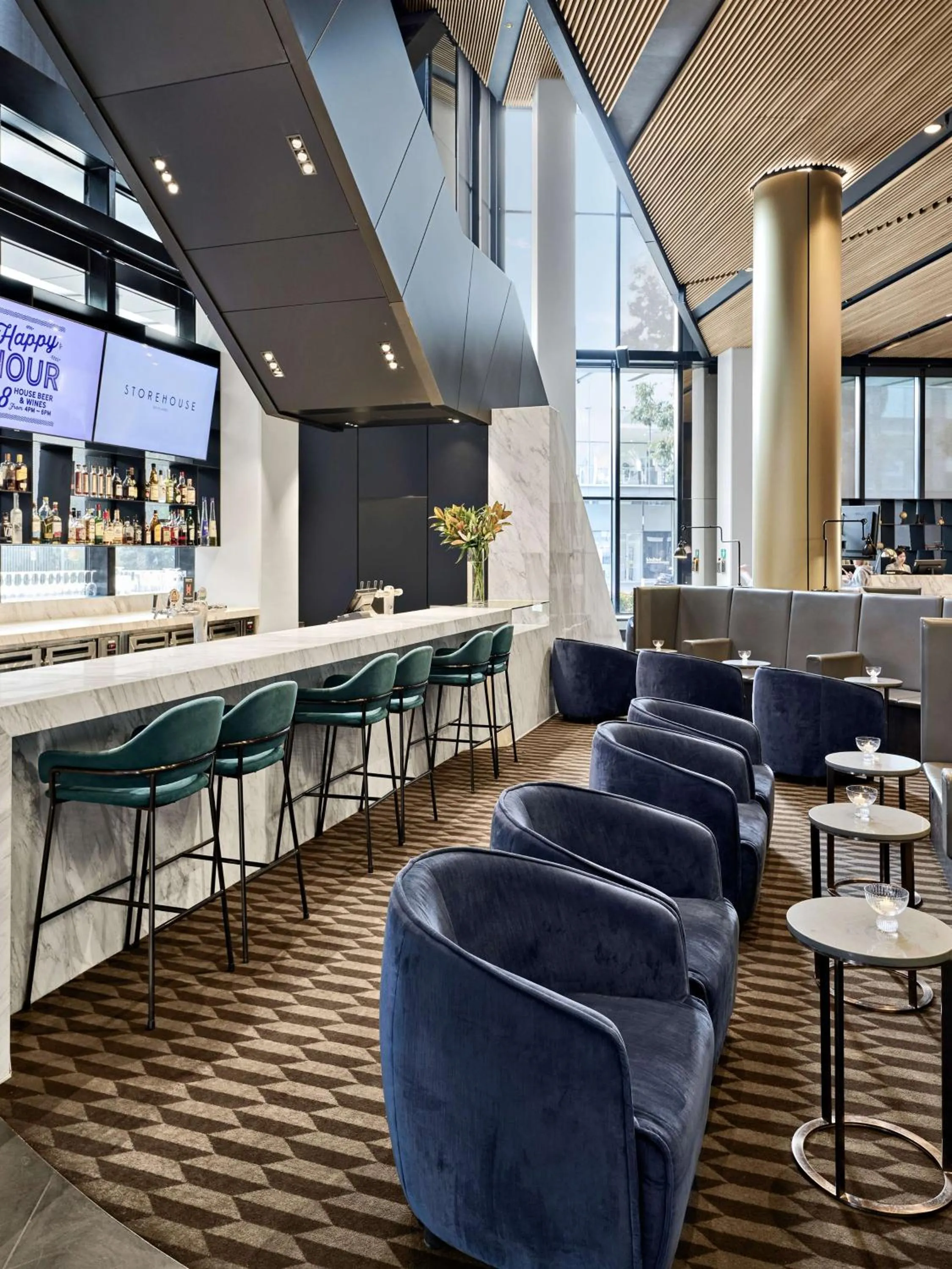 Lounge or bar in Four Points by Sheraton Melbourne Docklands