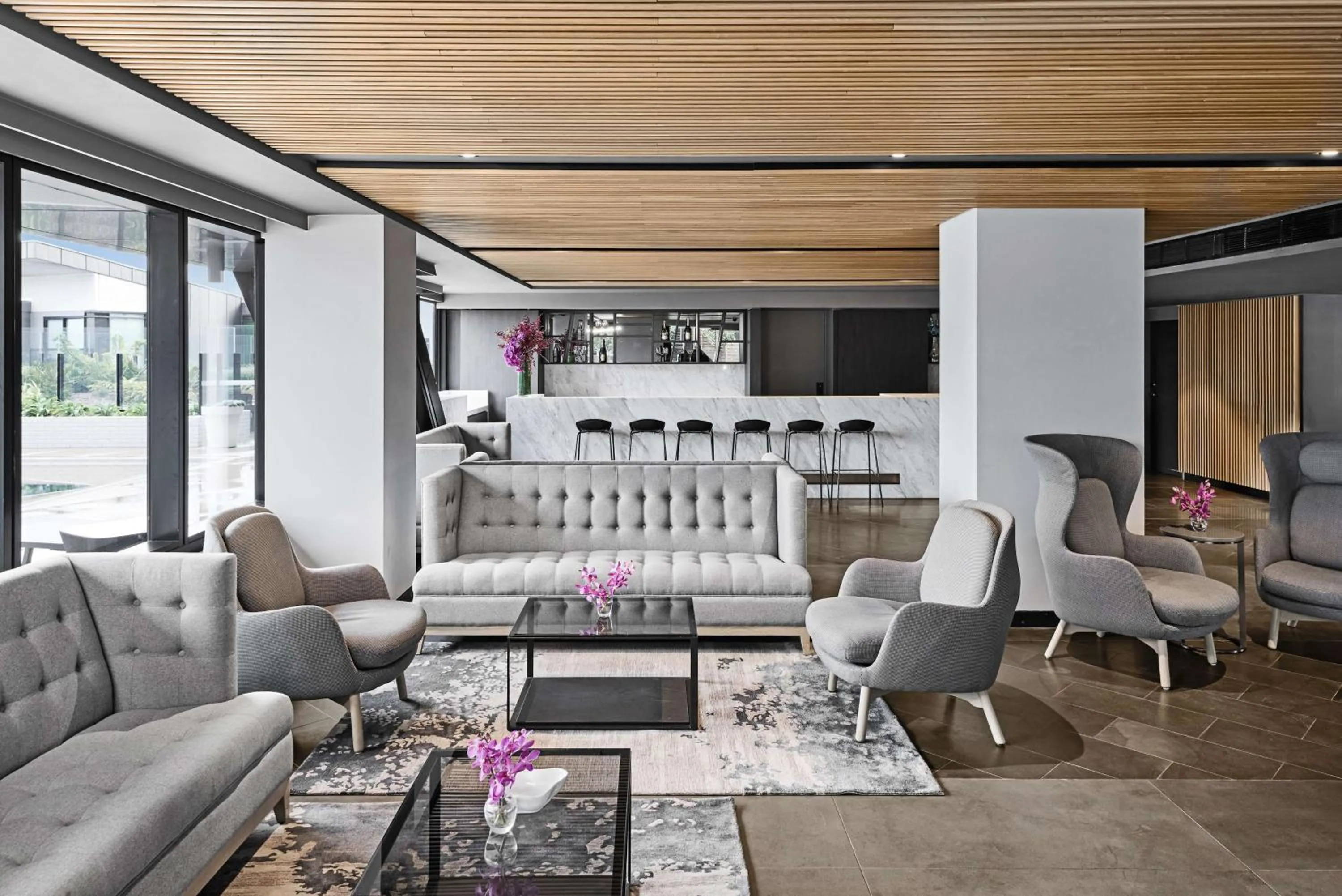 Lounge or bar in Four Points by Sheraton Melbourne Docklands