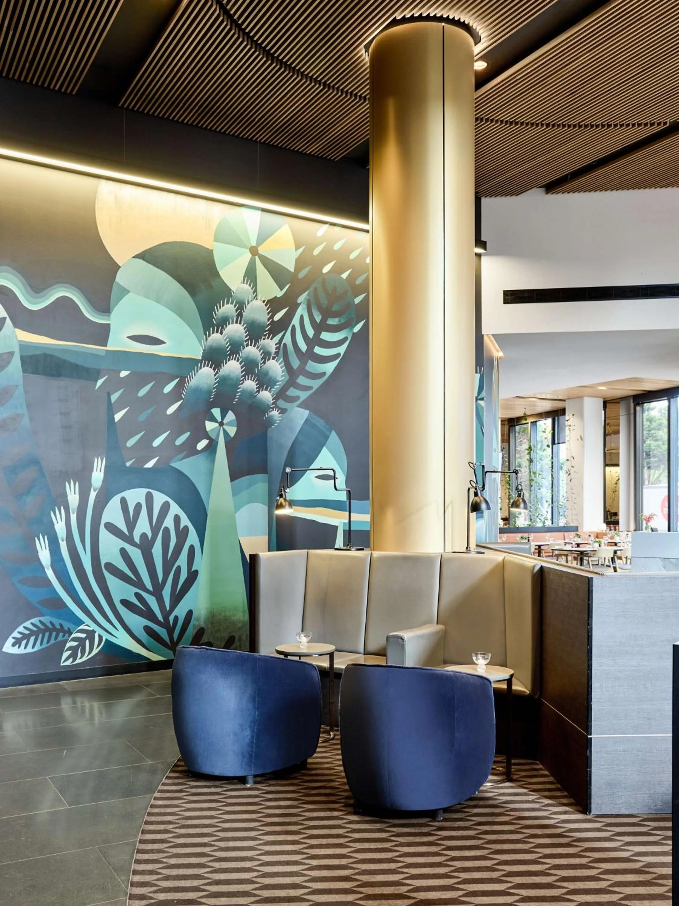 Lounge or bar in Four Points by Sheraton Melbourne Docklands