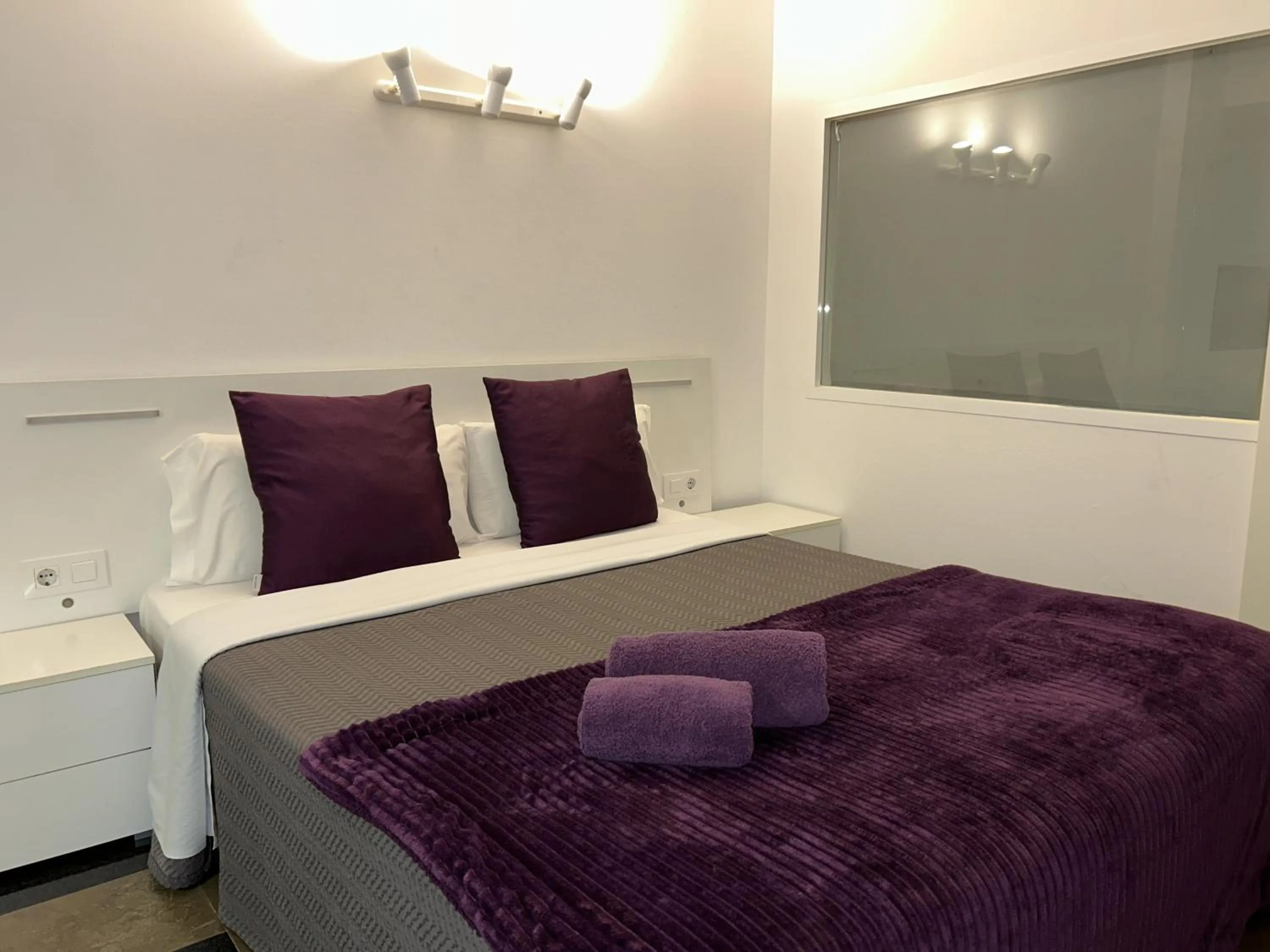 Bed in Apartahotel Baldiri