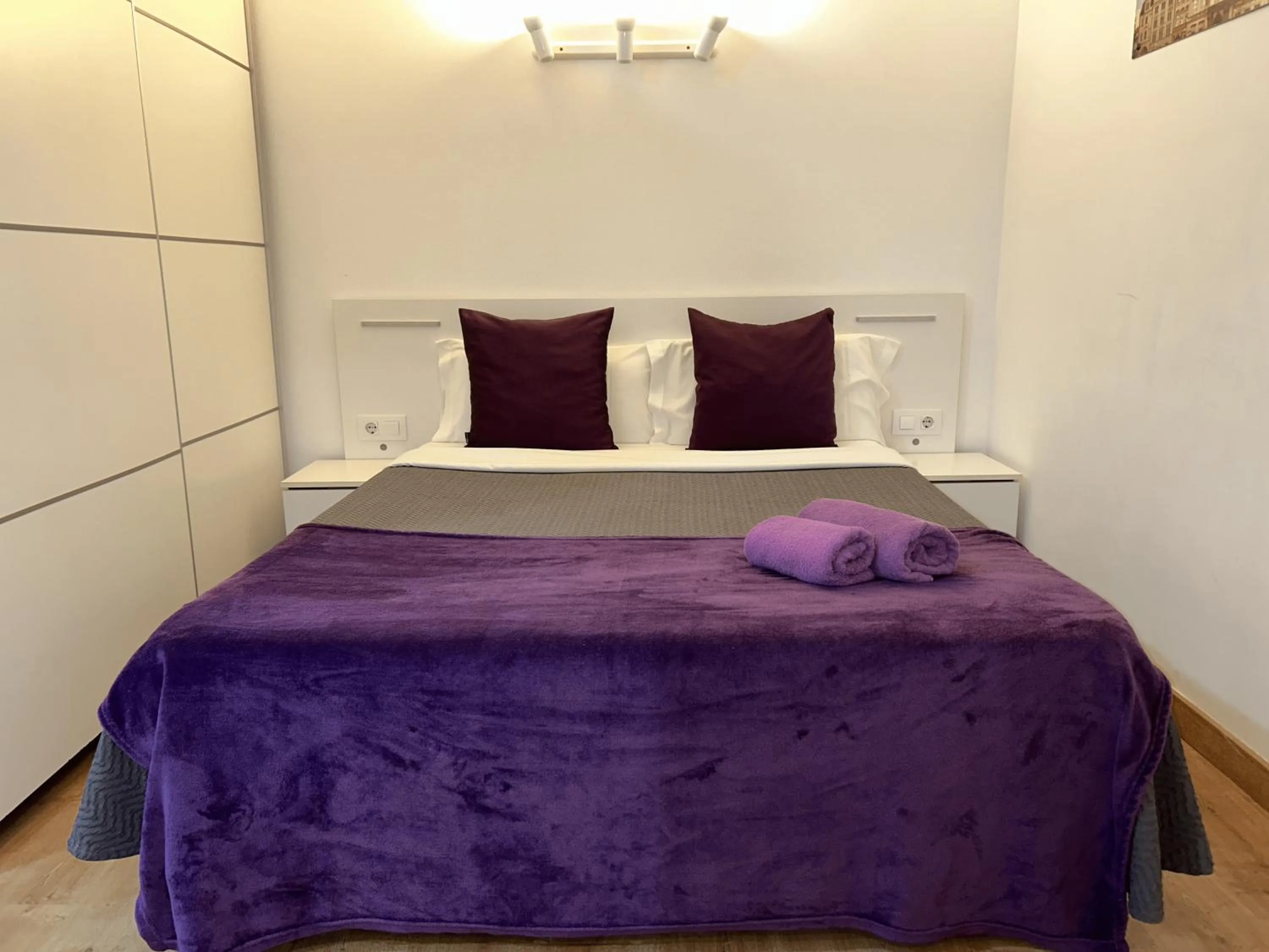 Bed in Apartahotel Baldiri