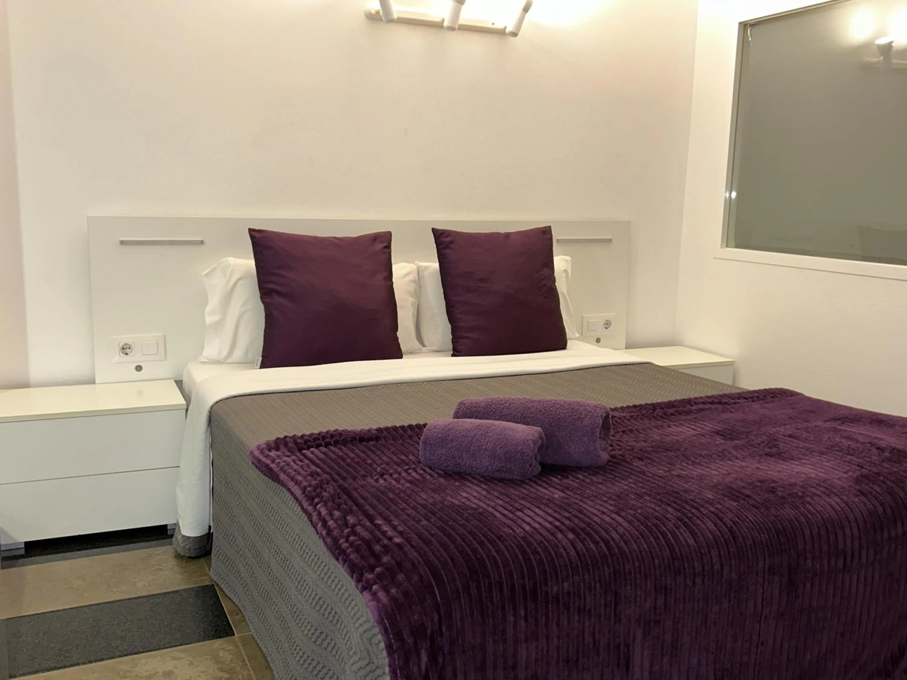 Bed in Apartahotel Baldiri