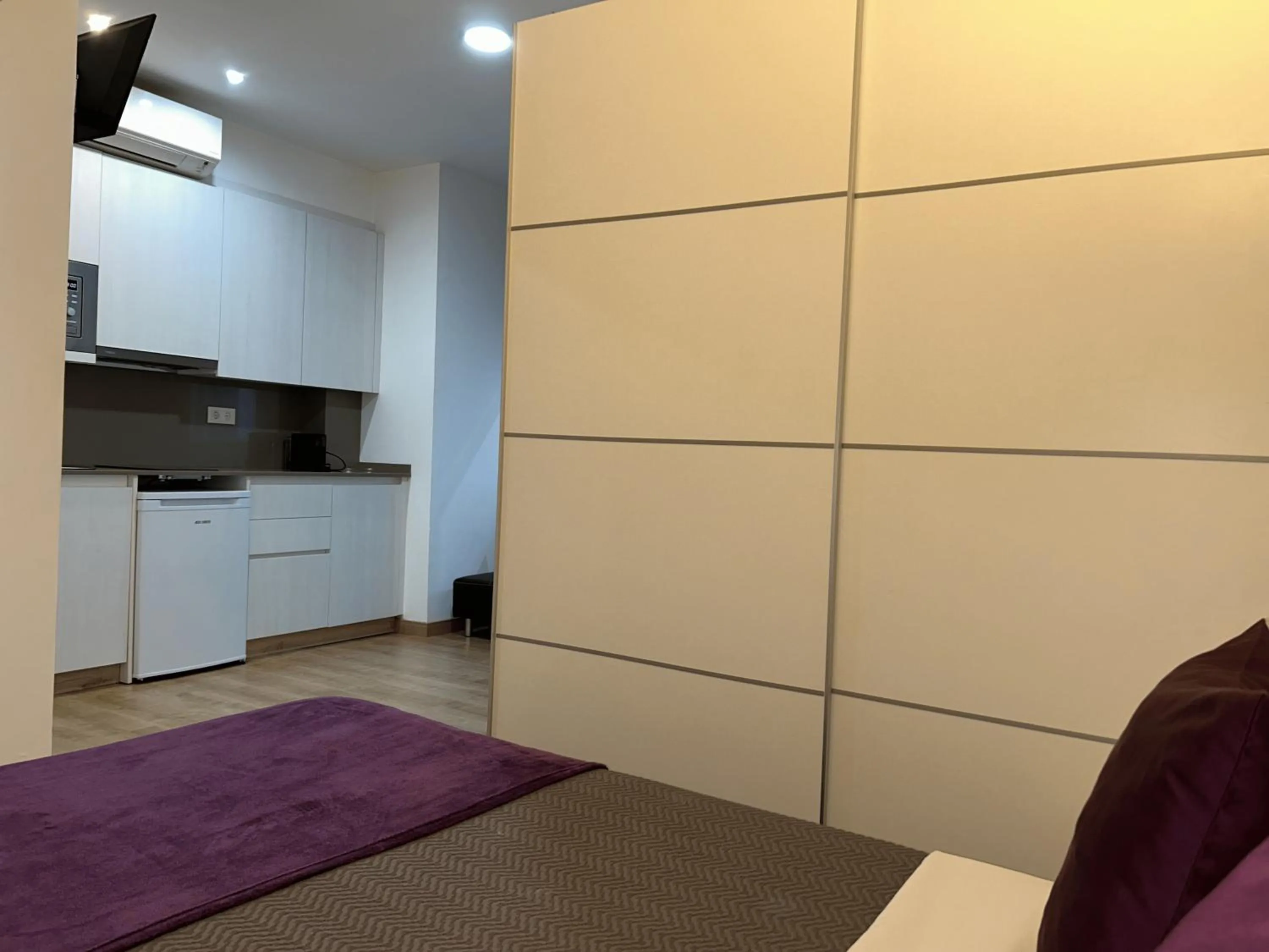 Bed in Apartahotel Baldiri