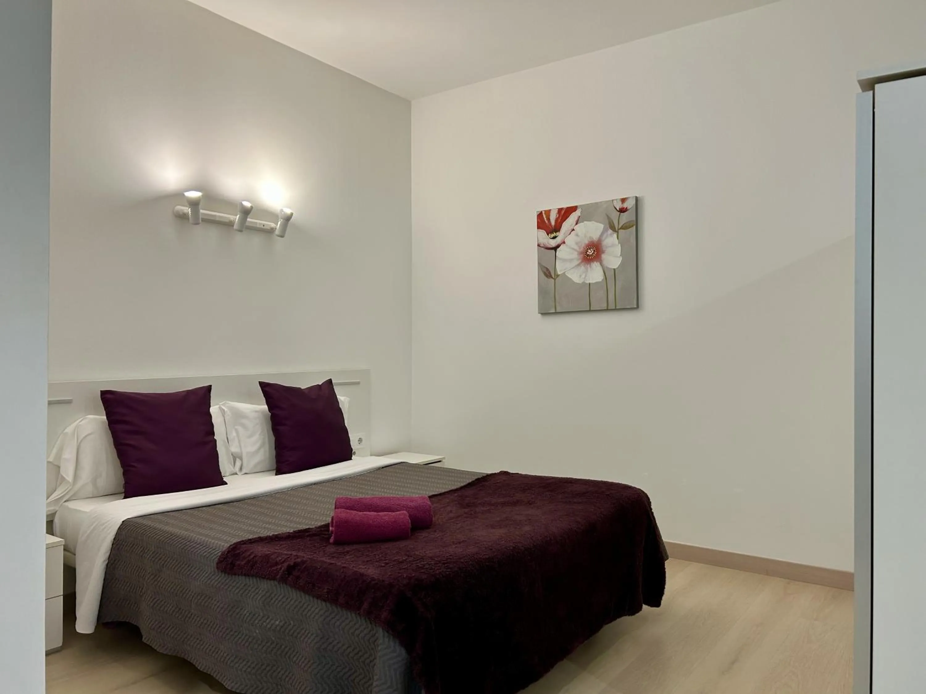 Bed in Apartahotel Baldiri