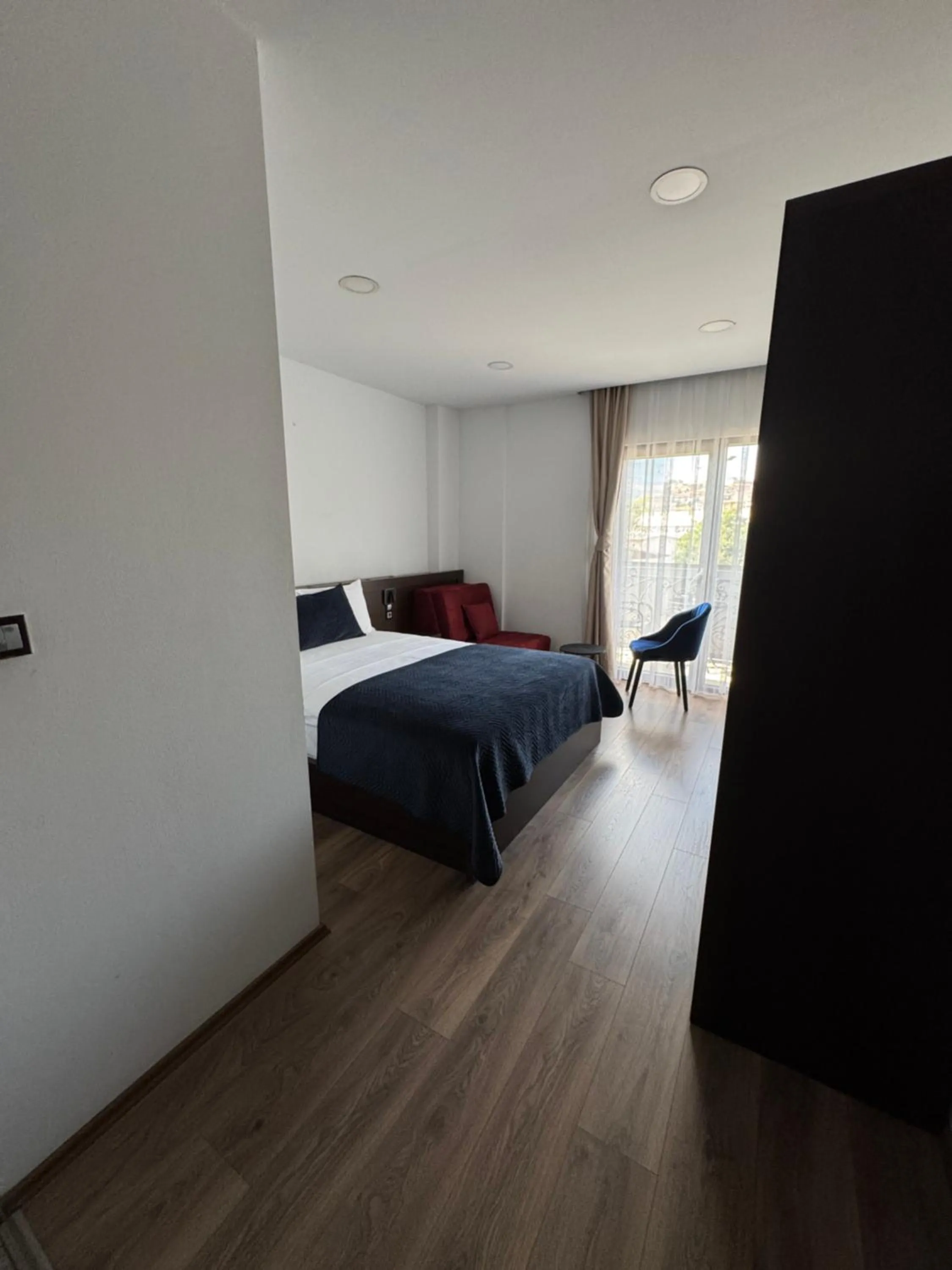 Photo of the whole room, Bed in Hotel Real