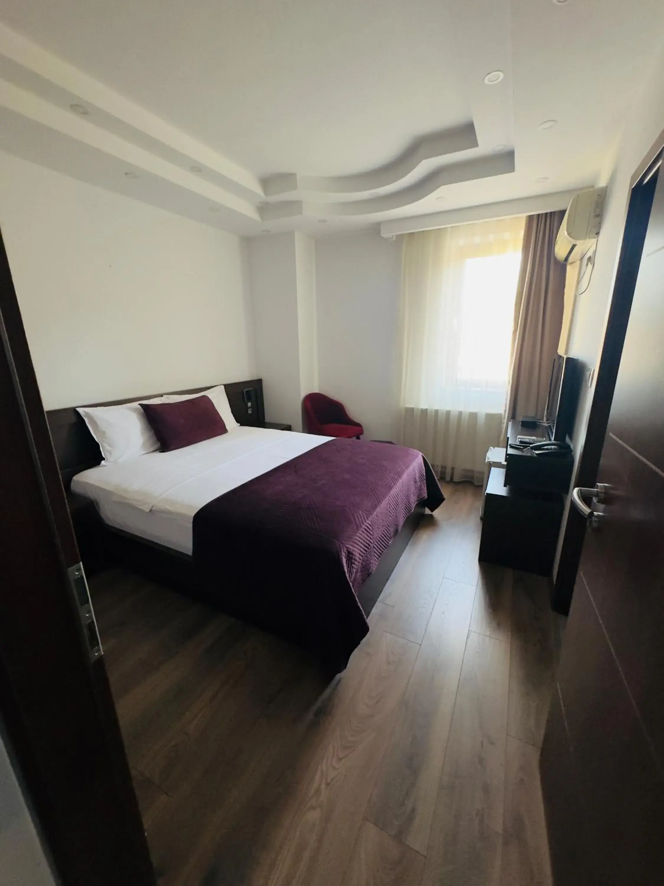 Double Room - single occupancy in Hotel Real Double Room - single occupancy in Hotel Real